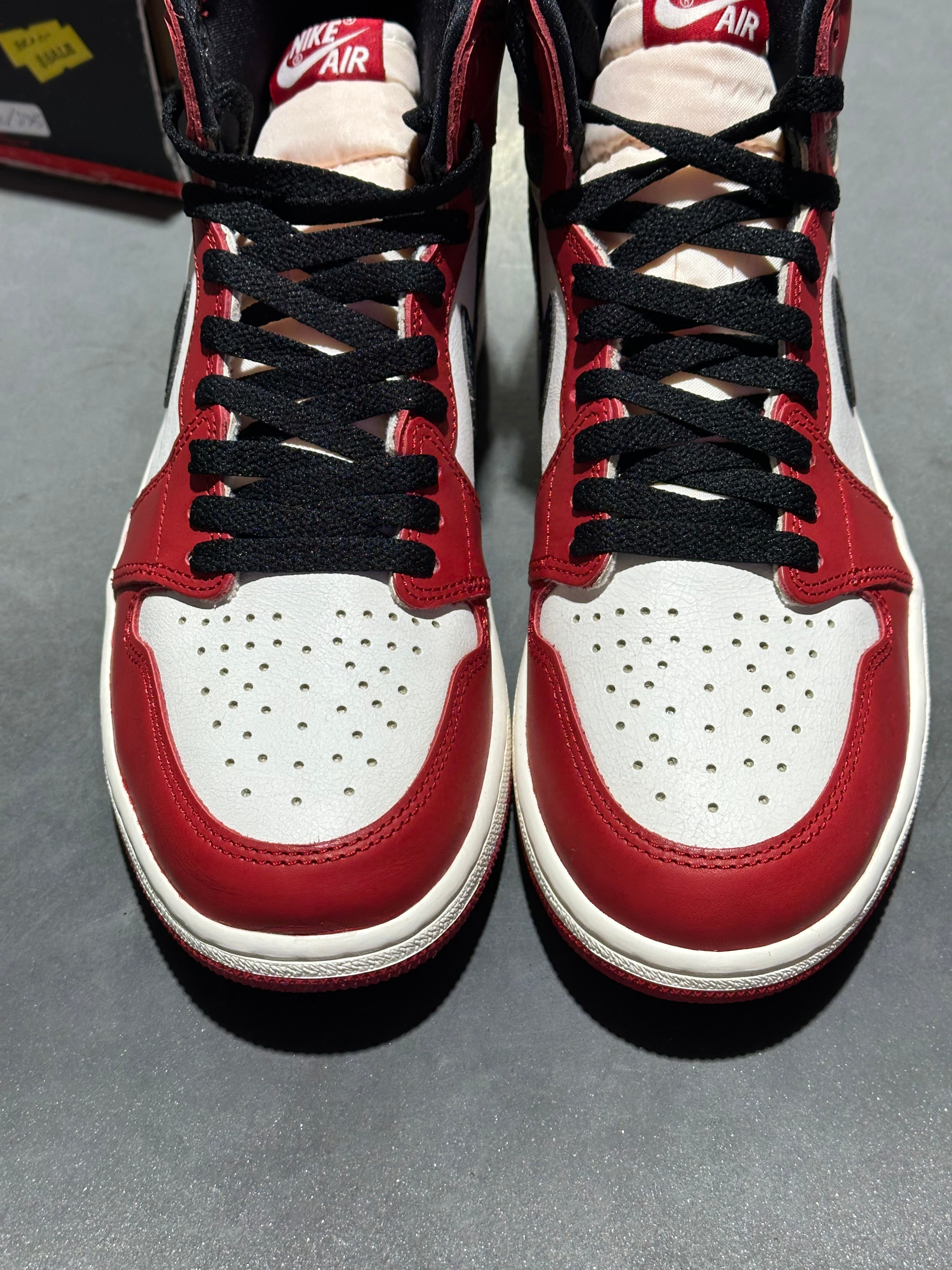 Air Jordan 1 Retro High OG - Lost & Found Size 9.5