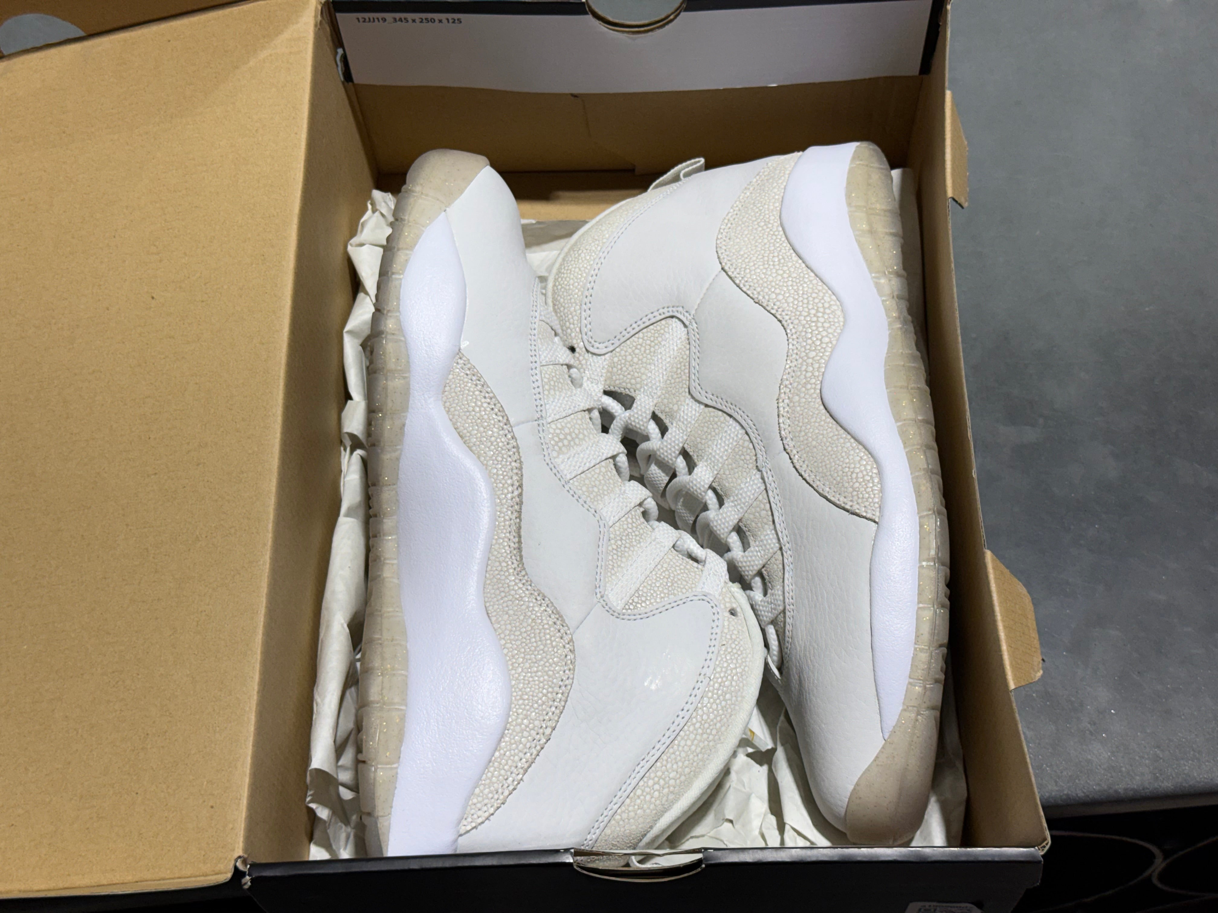 Air Jordan 10 Retro - Drake OVO/White Size 9.5 *SAMPLE*