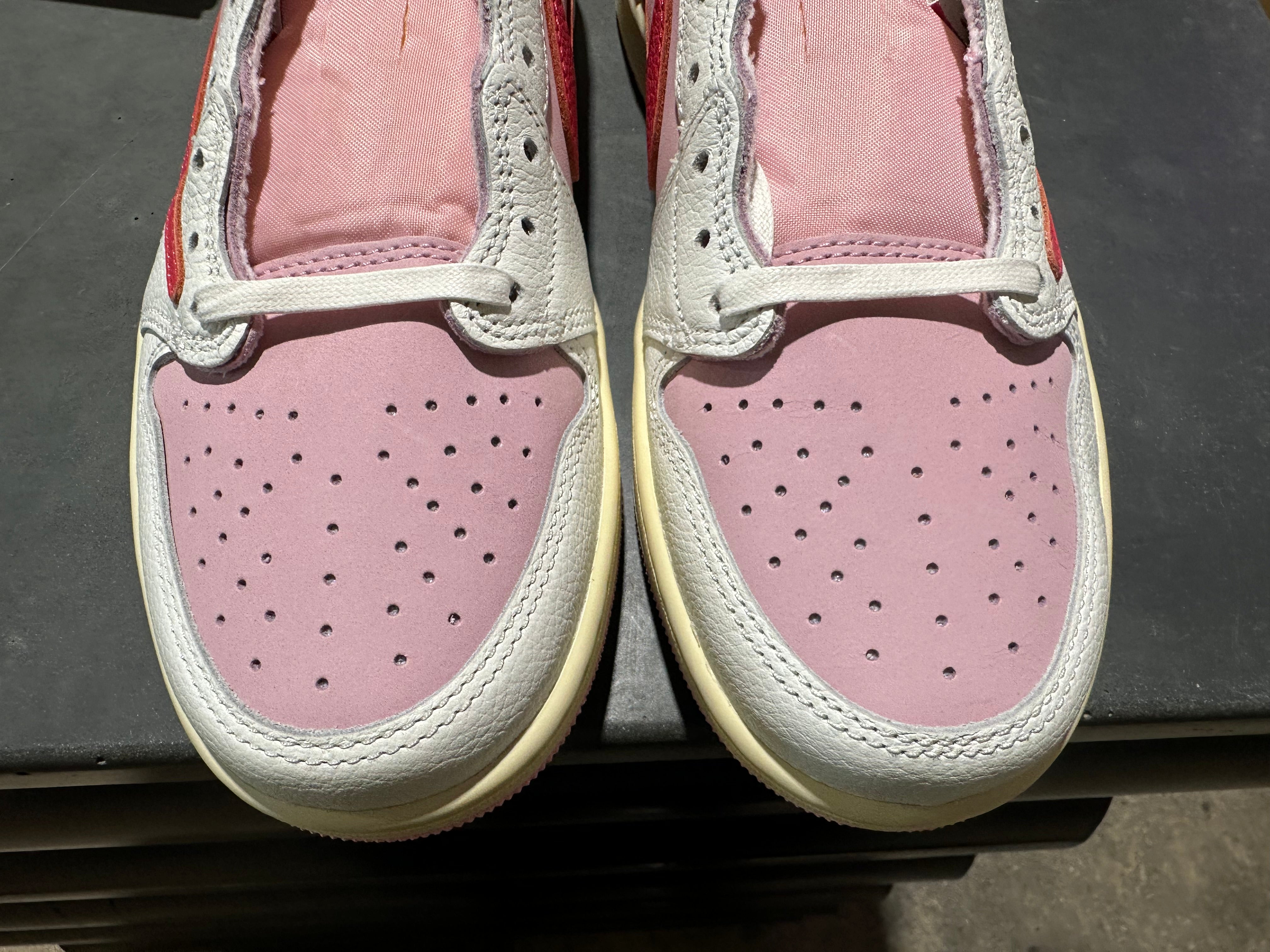 Air Jordan 1 Low OG SP - Travis Scott/Tropical Pink Size 9