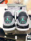 Air Jordan 3 Retro - Green Glow Size 11