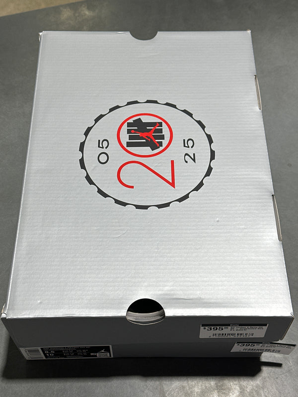 Air Jordan 4 Retro OG SP - Undefeated Size 8.5