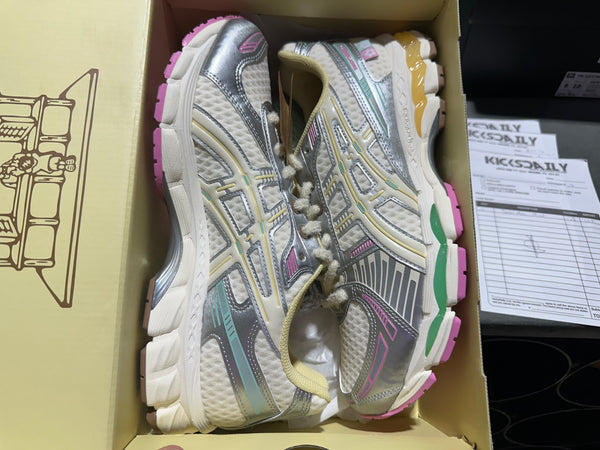 ASICS Gel-Kayano 12.1 - Vandy The Pink Vanilla Size 9.5