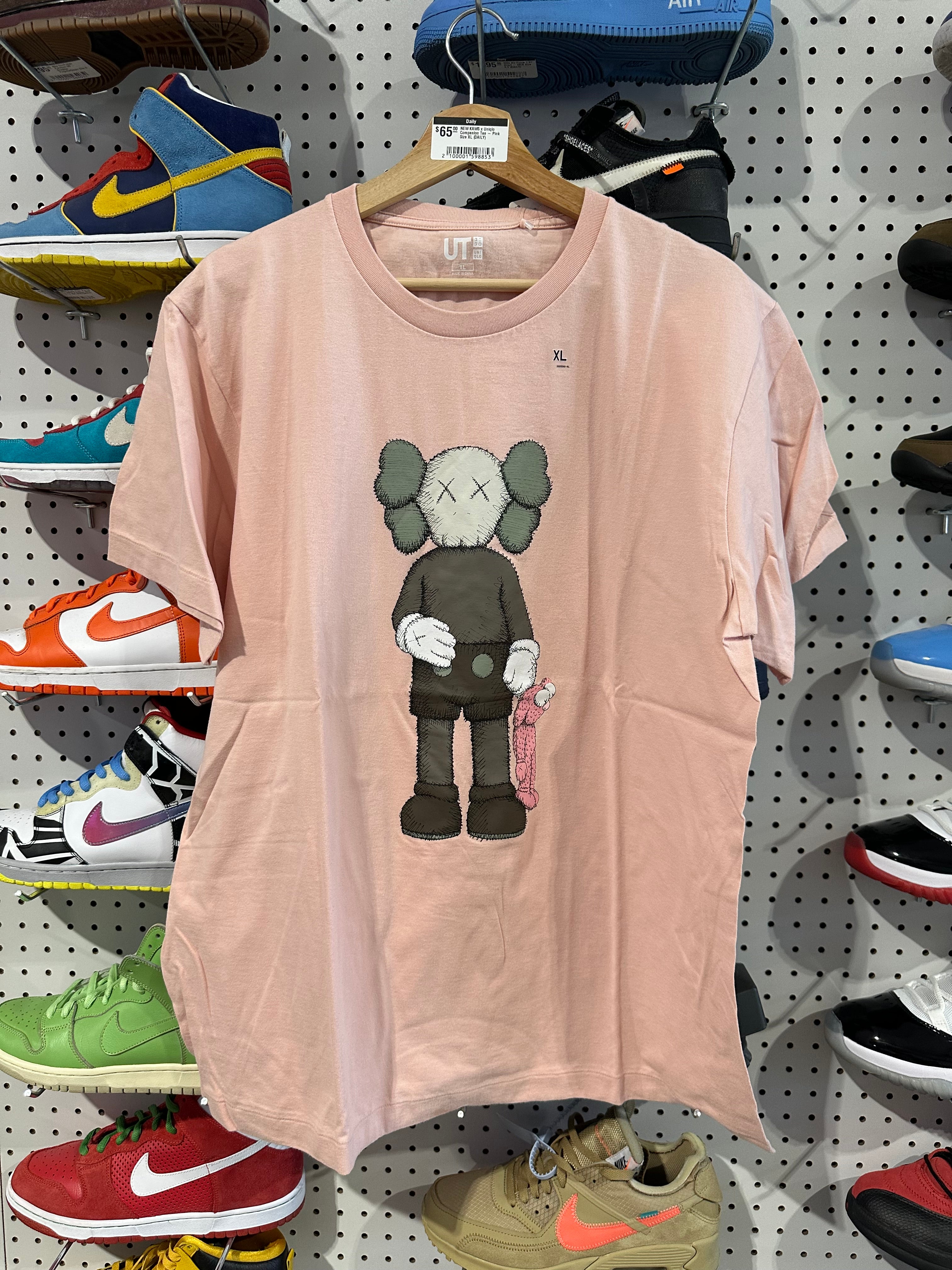 NEW KAWS x Uniqlo Companion Tee - Pink Size XL