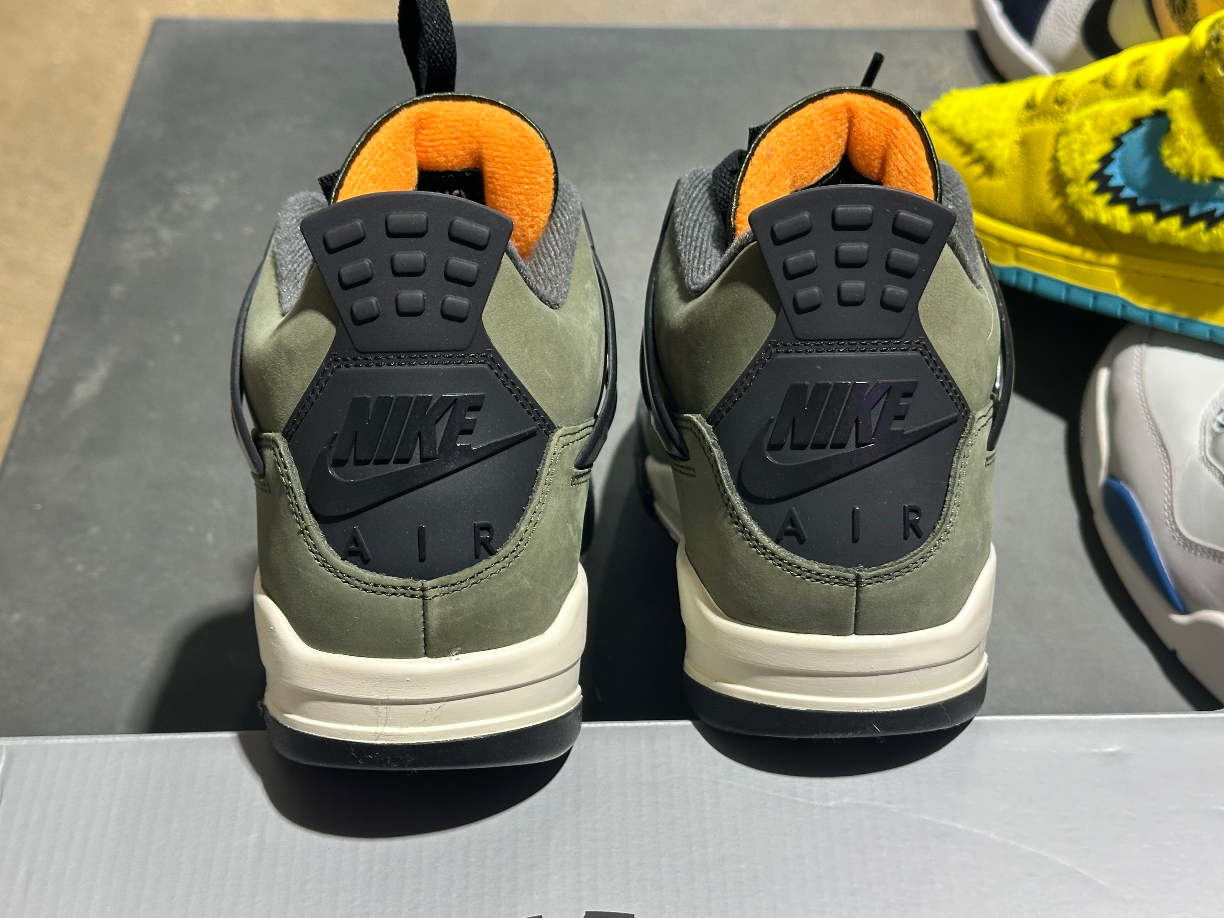 Air Jordan 4 Retro OG SP - Undefeated Size 10