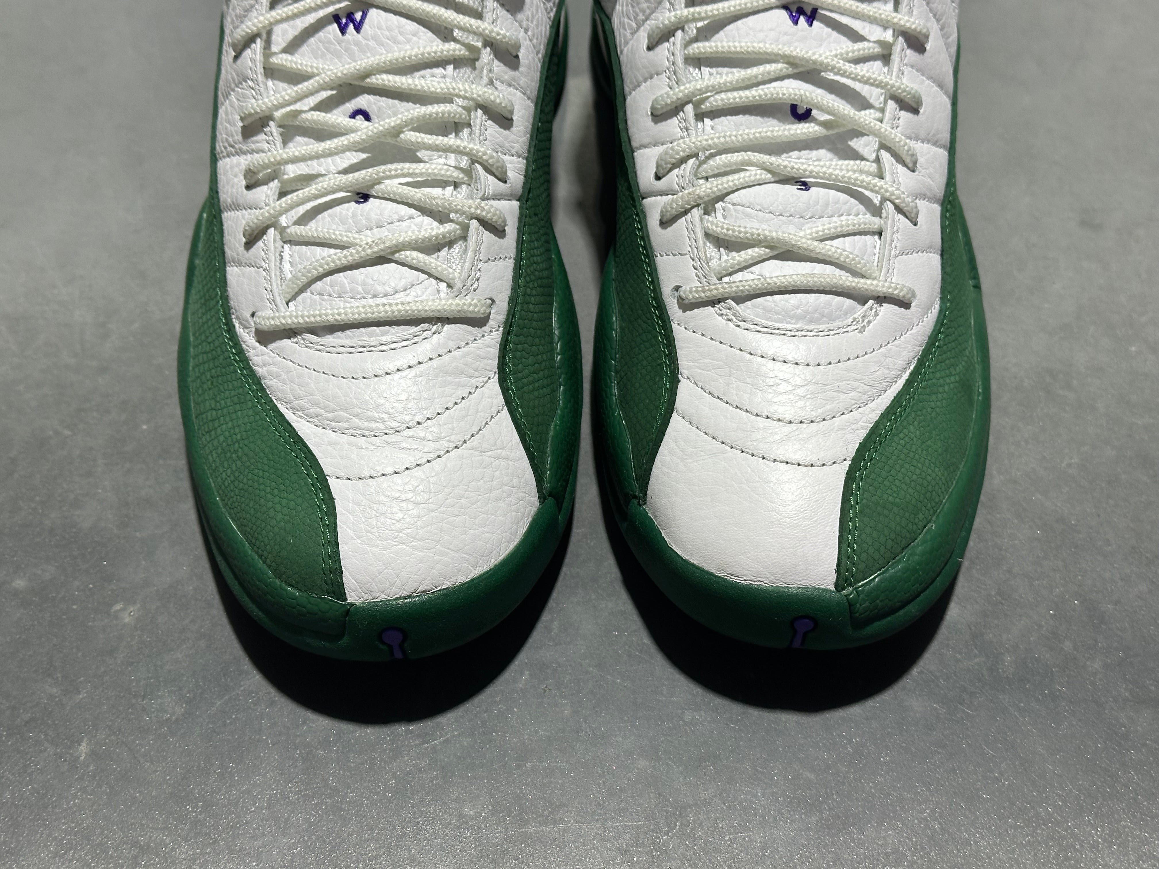 Air Jordan 12 Retro - Bucks Size 9