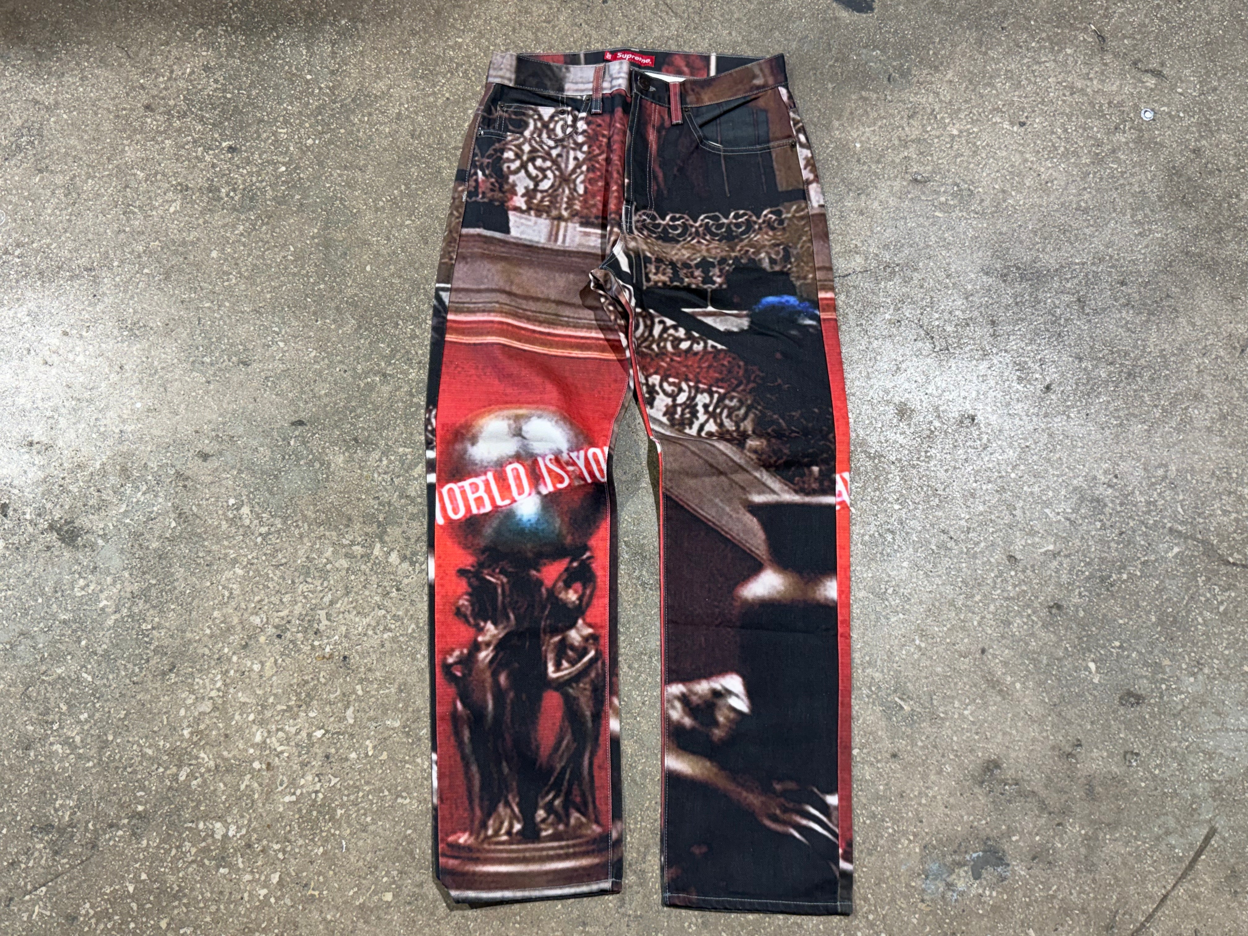 USED Supreme Scarface the World Is Yours 5-Pocket Jeans - Red Size 30