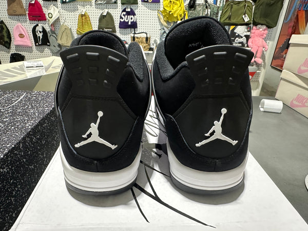 Air Jordan 4 Retro - White Thunder Size 13