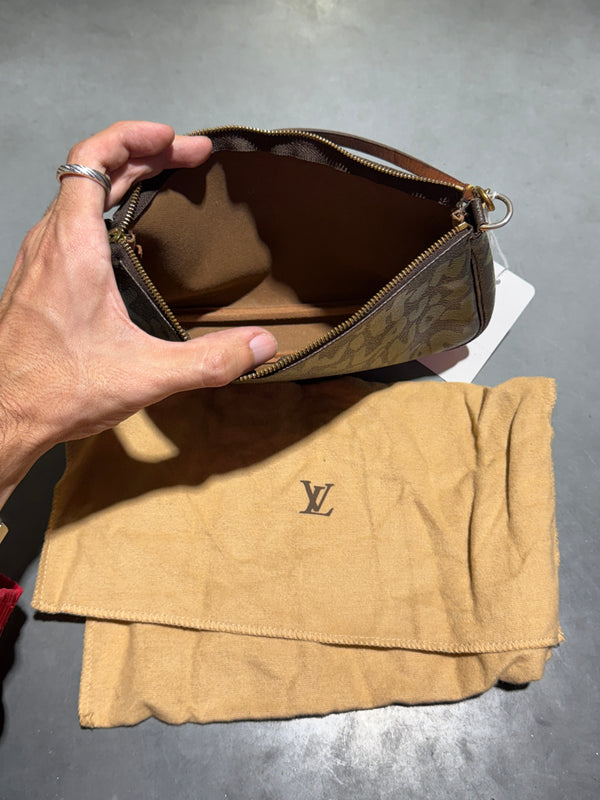 VTG 2000s Louis Vuitton Stephen Sprouce Graffiti Pochette Bag - Brown/Olive
