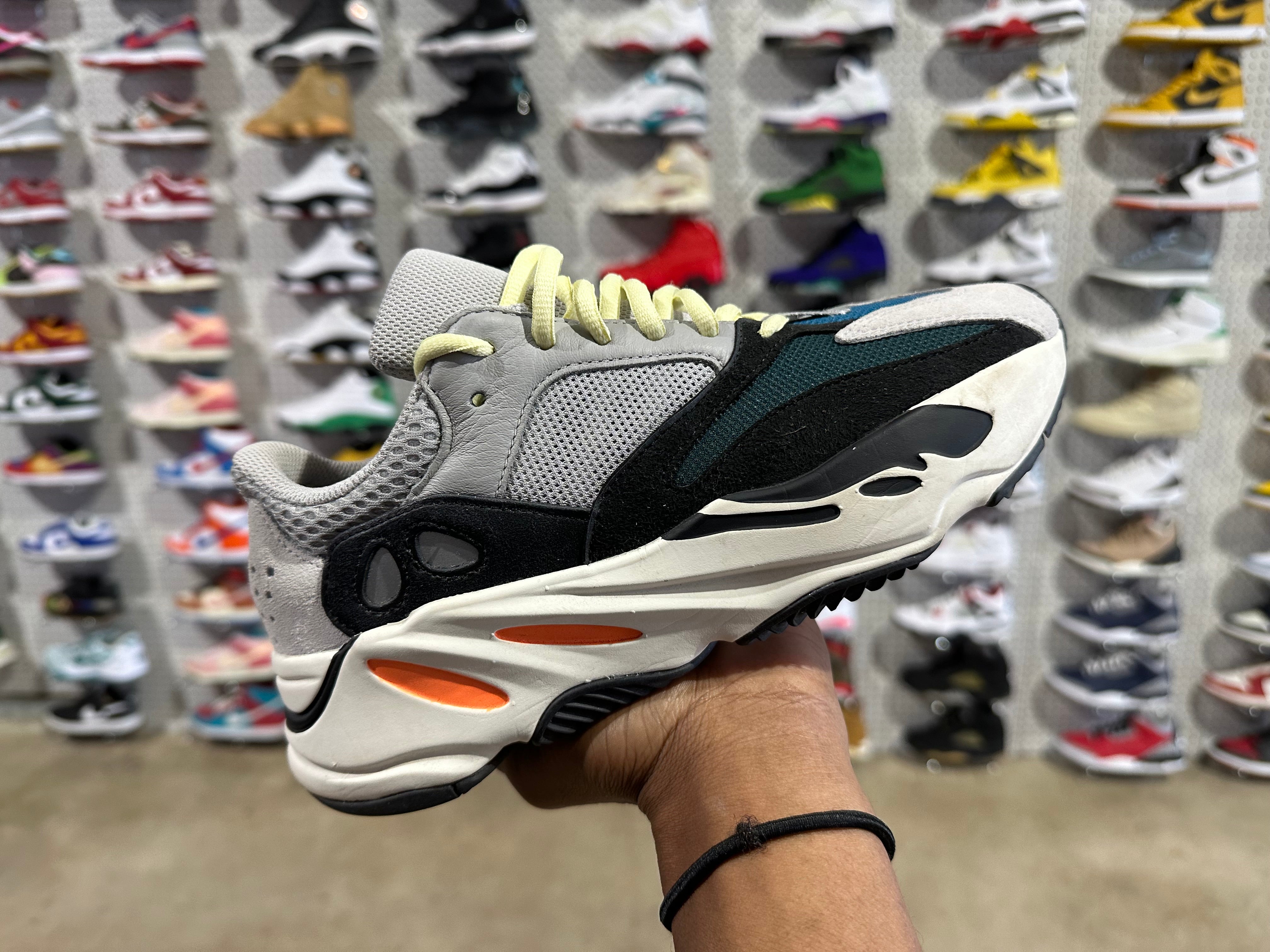 Adidas Yeezy Boost 700 - Wave Runner Size 6