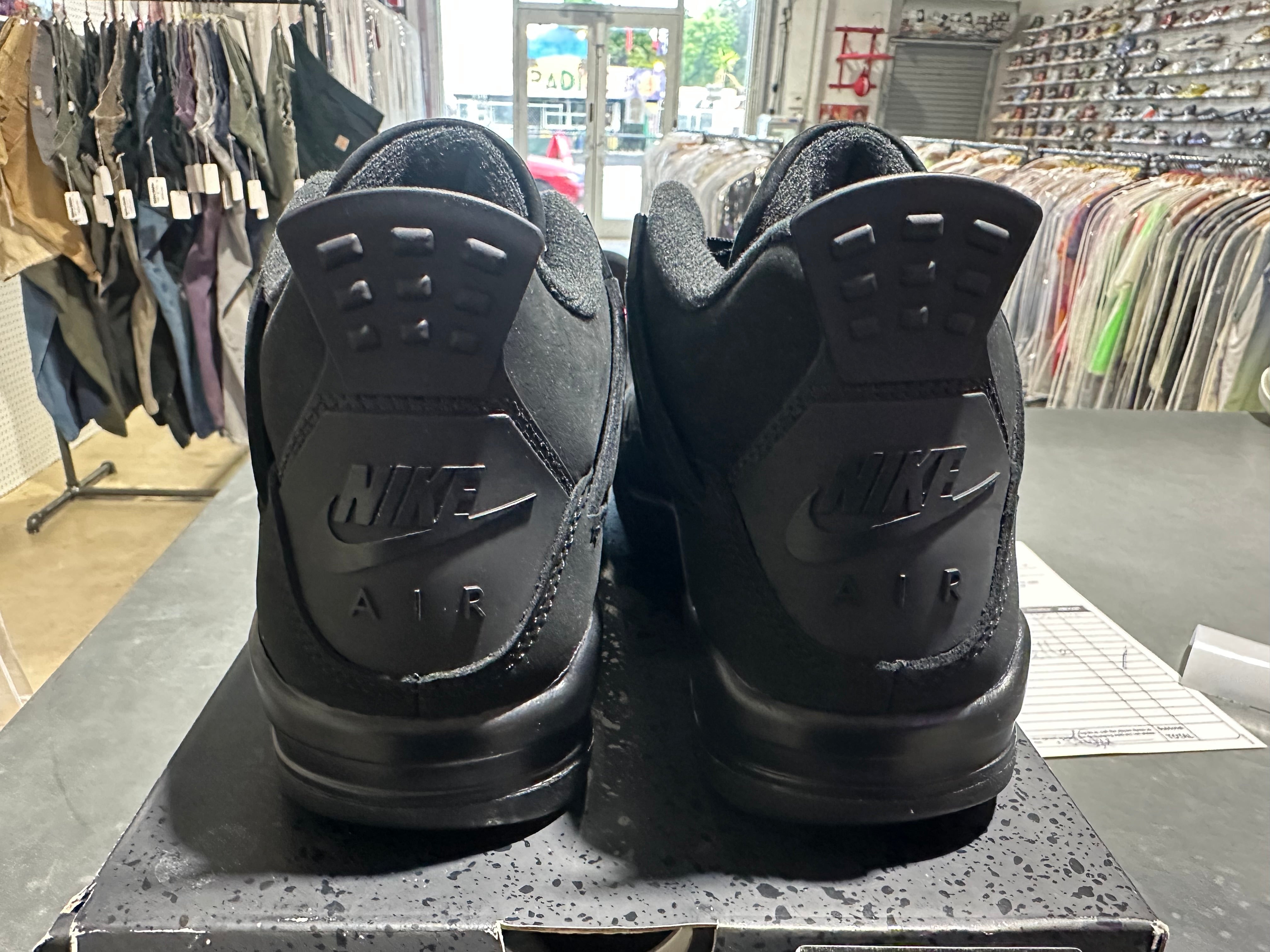 Air Jordan 4 Retro OG GS - Black Cat Size 5Y