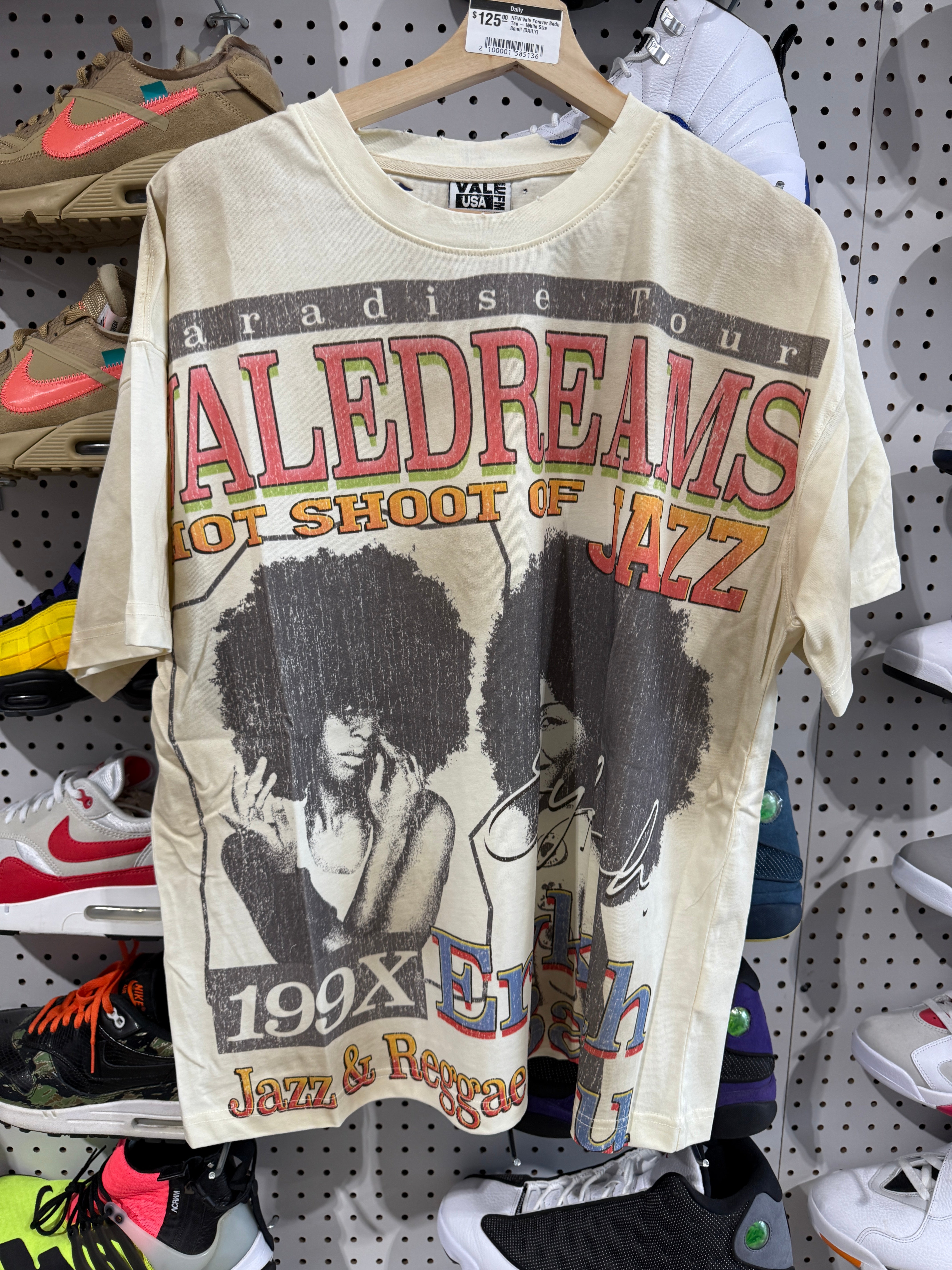 NEW Vale Forever Badu Tee - White Size Small