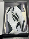 Air Jordan 3 Retro - Cement Grey Size 10