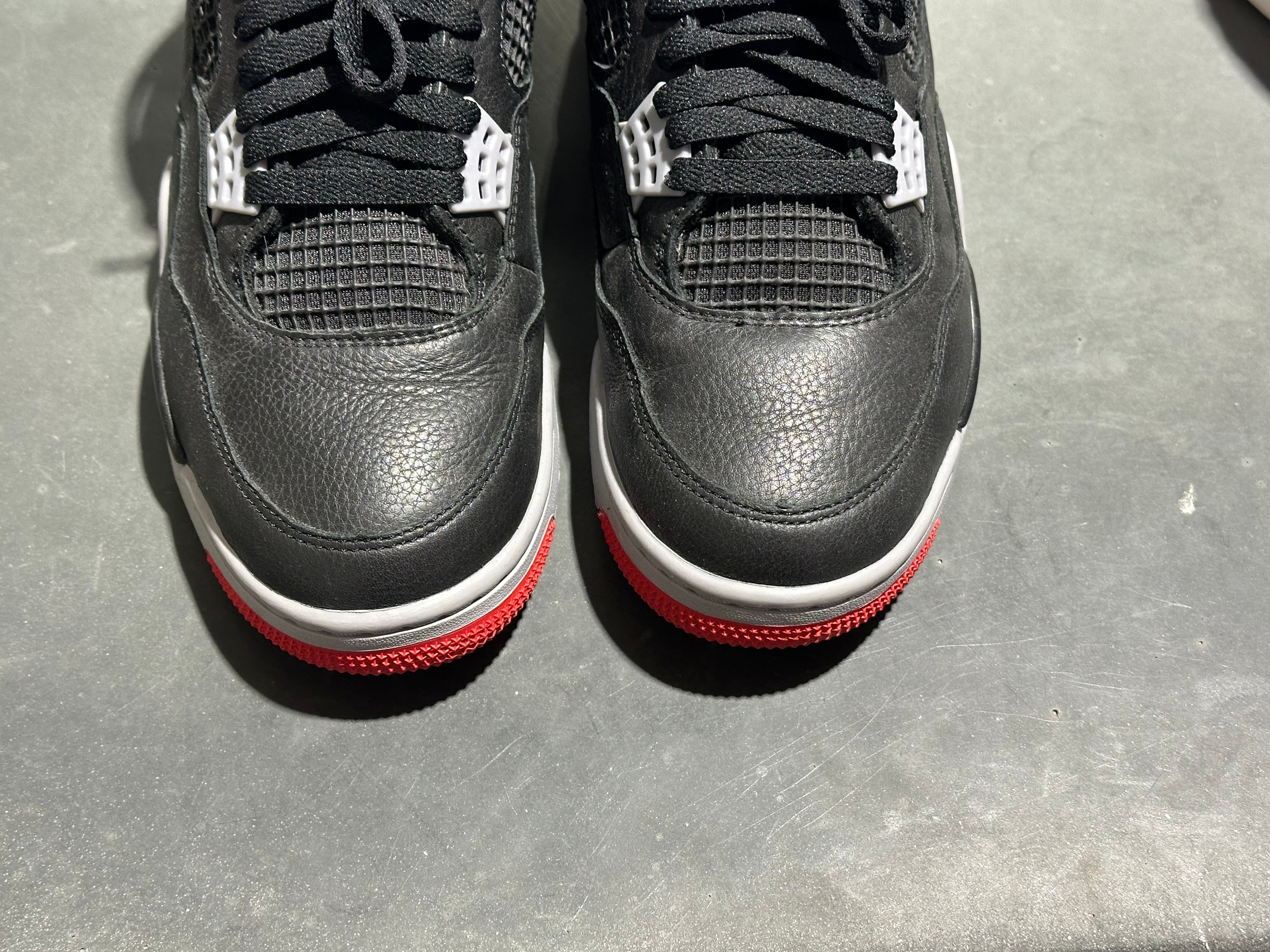 Air Jordan 4 Retro - Bred Reimagined Size 9.5