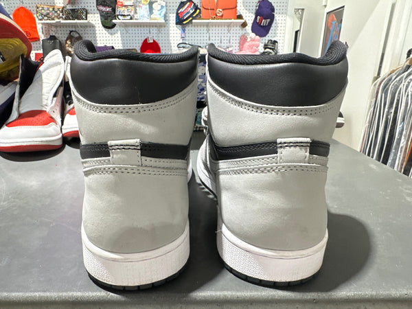 Air Jordan 1 Retro High OG - Shadow 2.0 Size 9.5