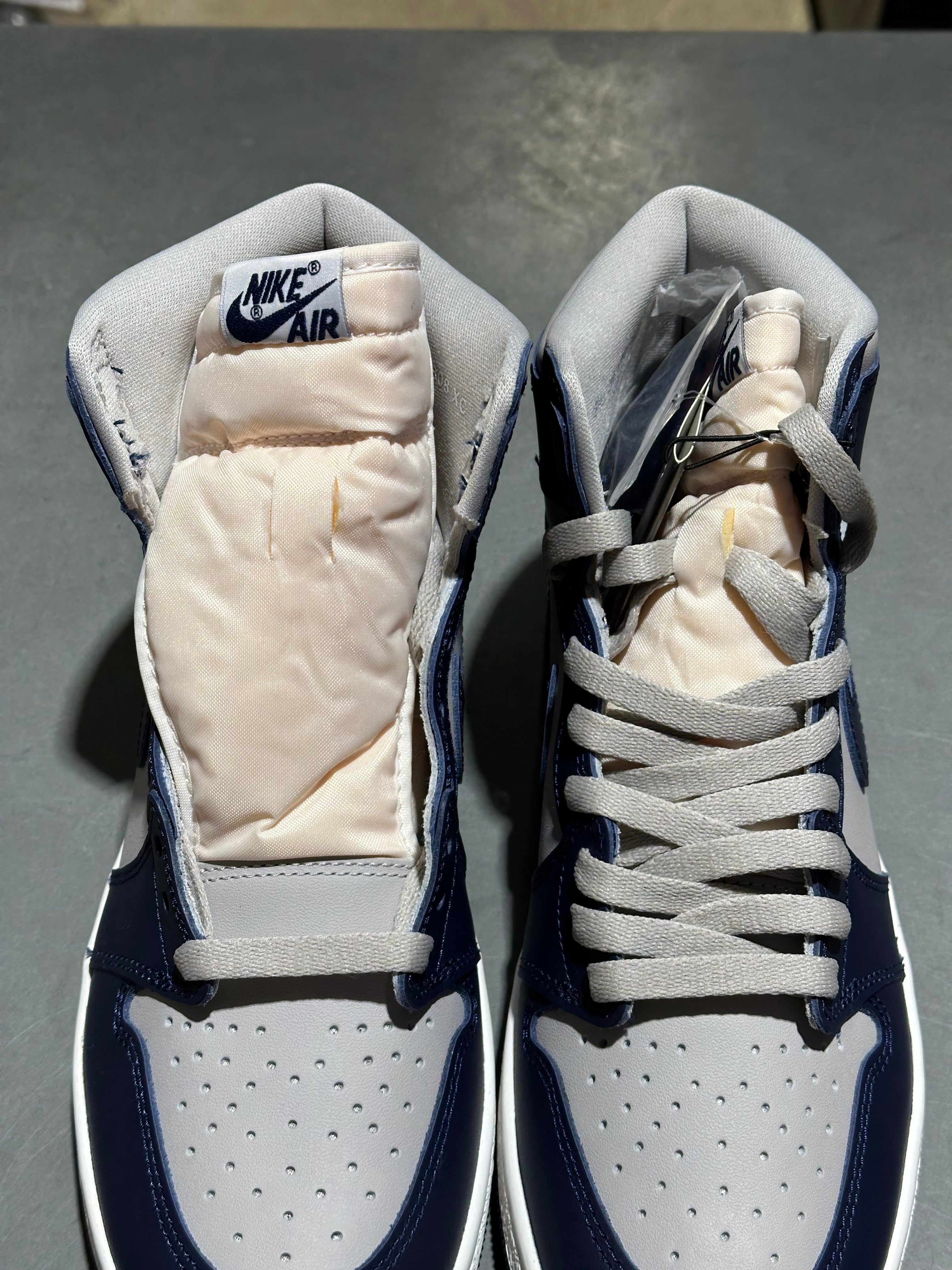 Air Jordan 1 Retro High 85' - Georgetown  Size 8.5