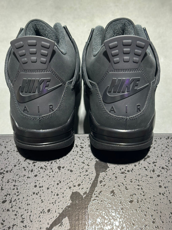 Air Jordan 4 Retro - Black Cat Size 9