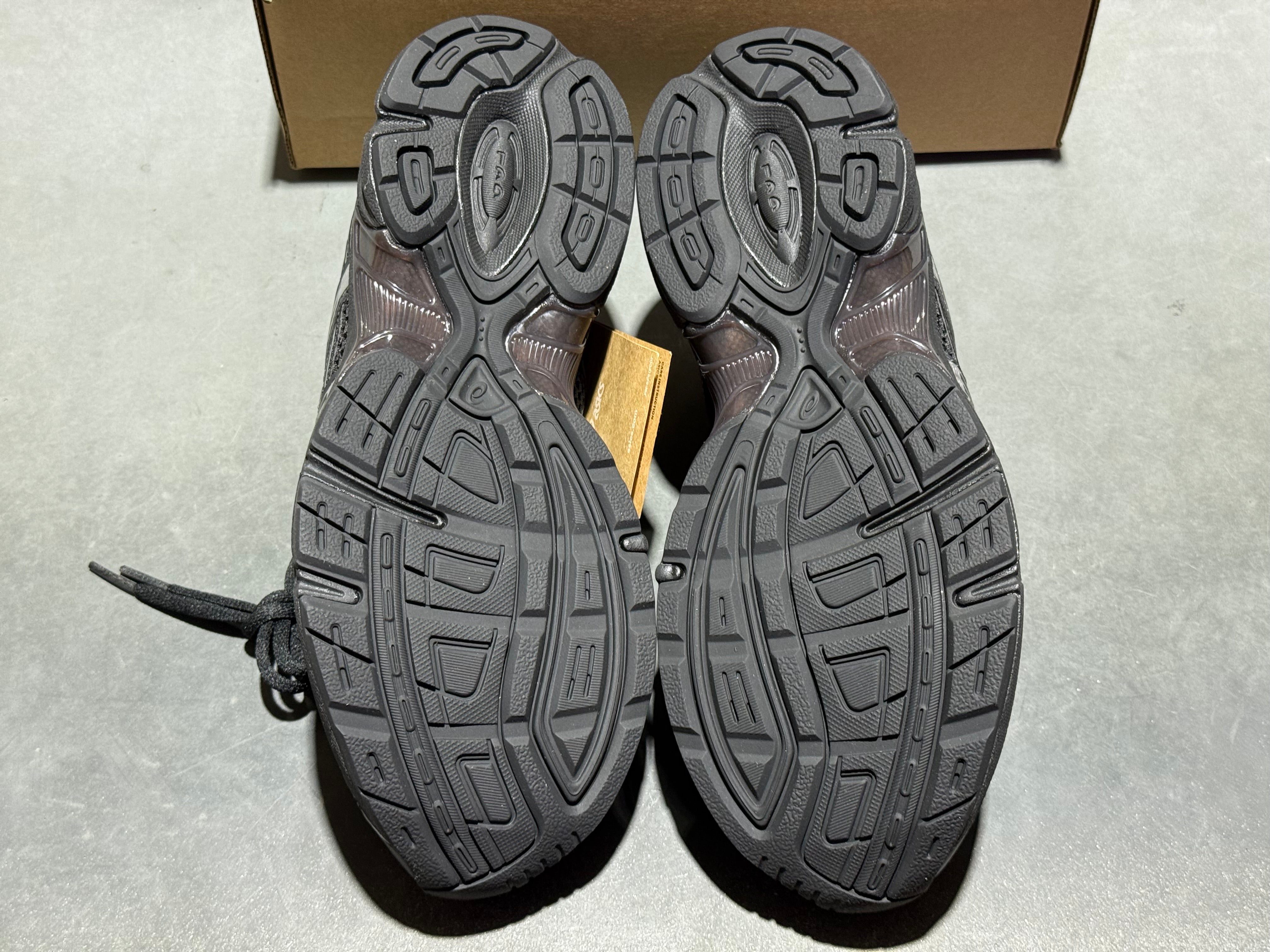 Asics Gel 1130 - Black/Silver Size 10.5