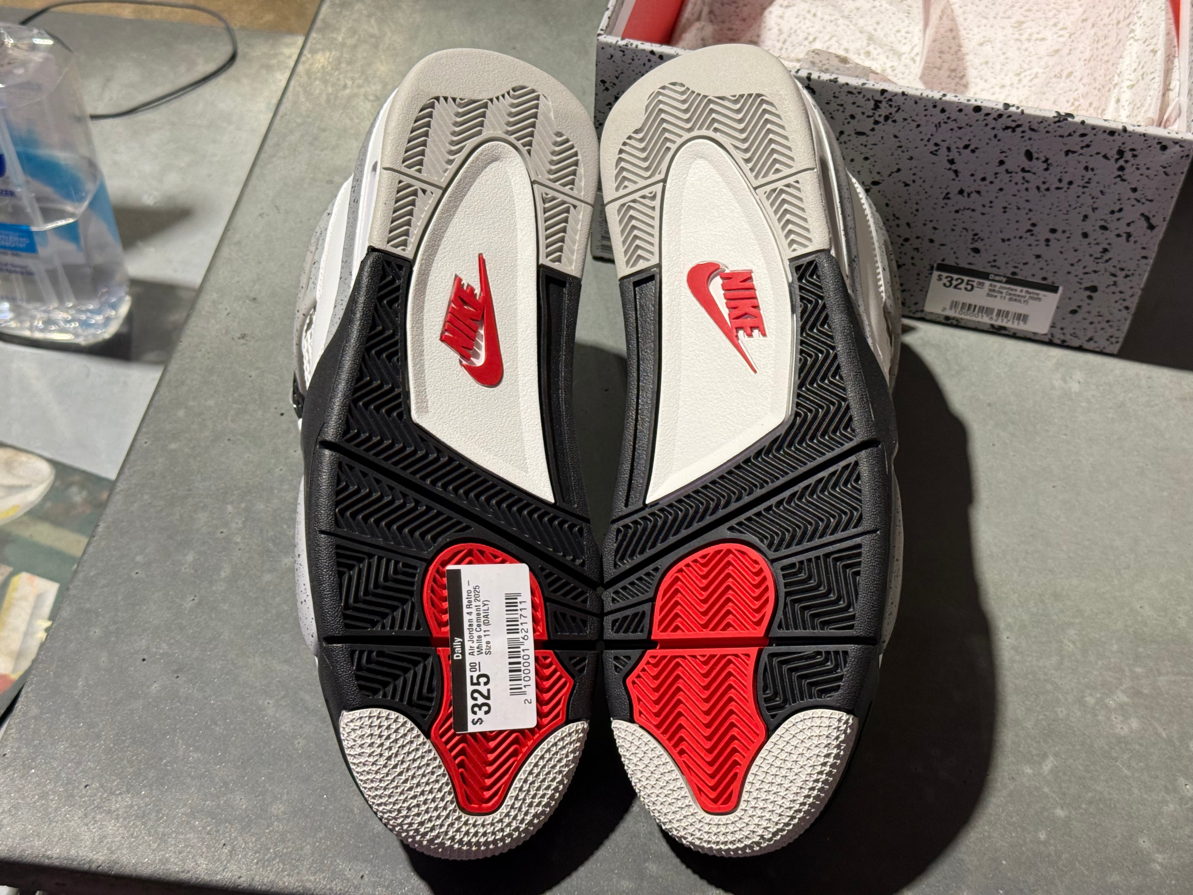 Air Jordan 4 Retro - White Cement 2025 Size 11