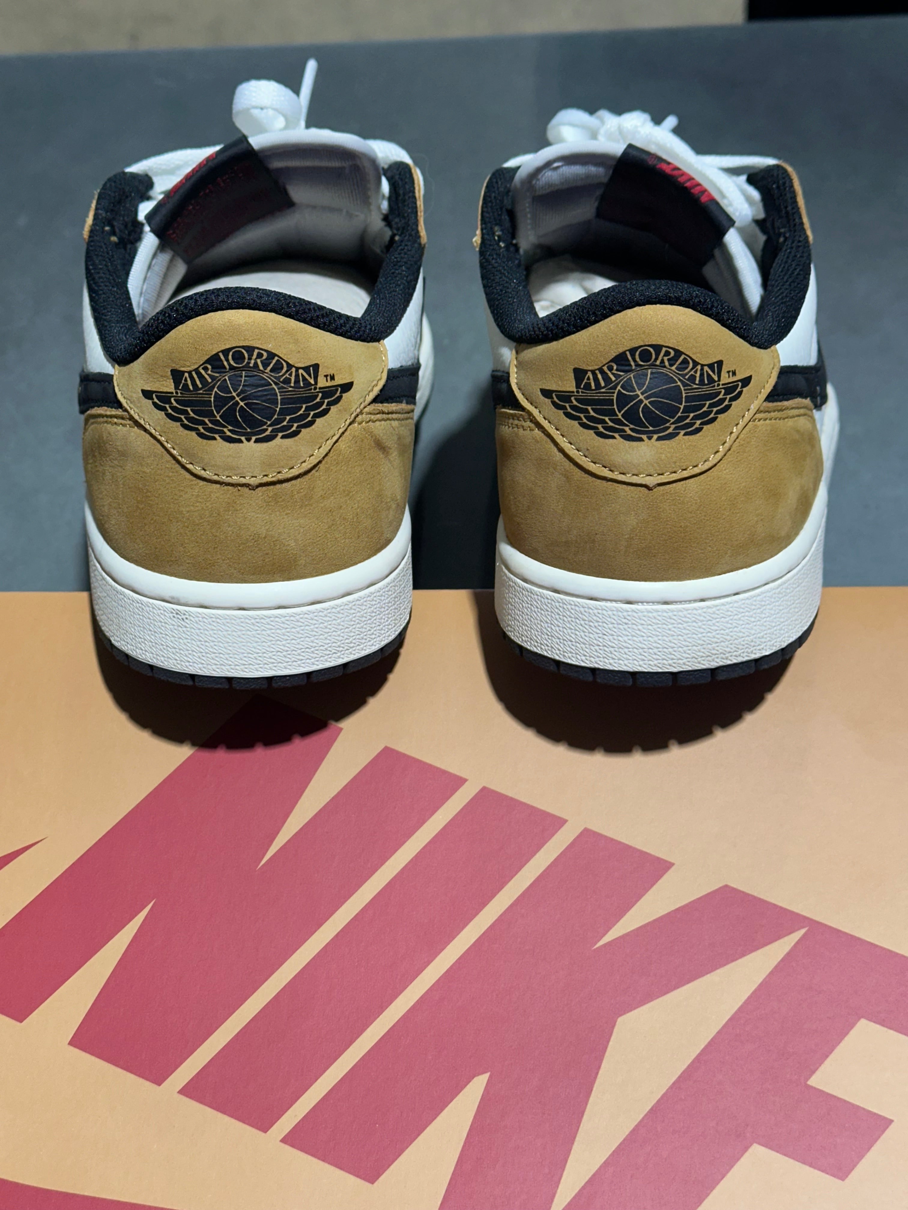 Air Jordan 1 Retro Low OG - ROTY Size 8.5