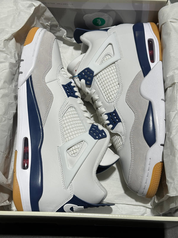Air Jordan 4 Retro SP x Nike SB - Navy Size 8.5