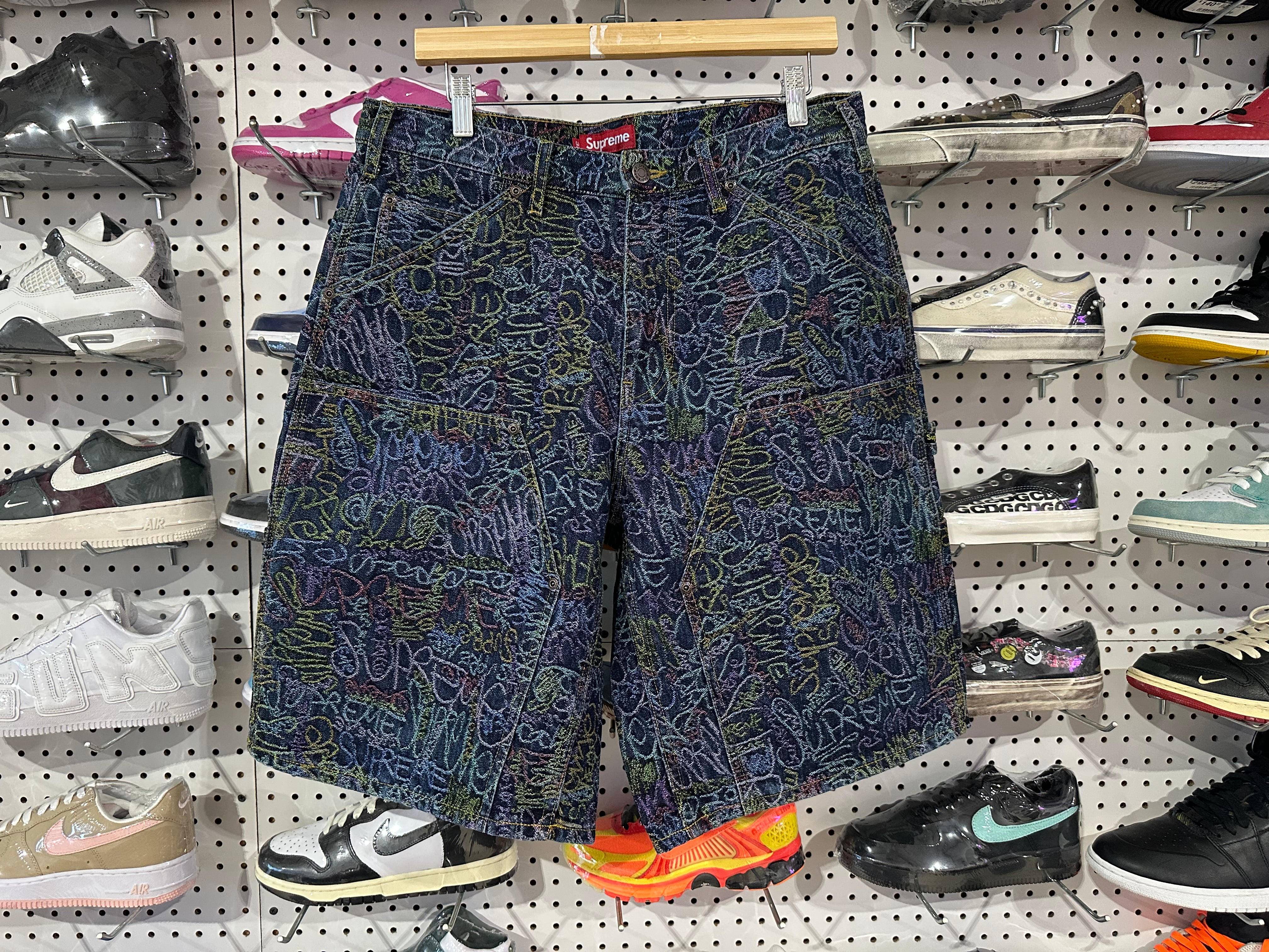 USED Supreme Handwriting Double Knee Shorts - Multicolor Size 32