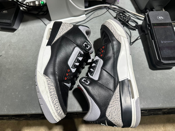 Air Jordan 3 Retro - Black Cement Size 10.5
