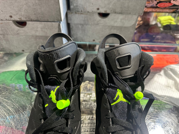 Air Jordan 6 Retro - Electric Green Size 9.5