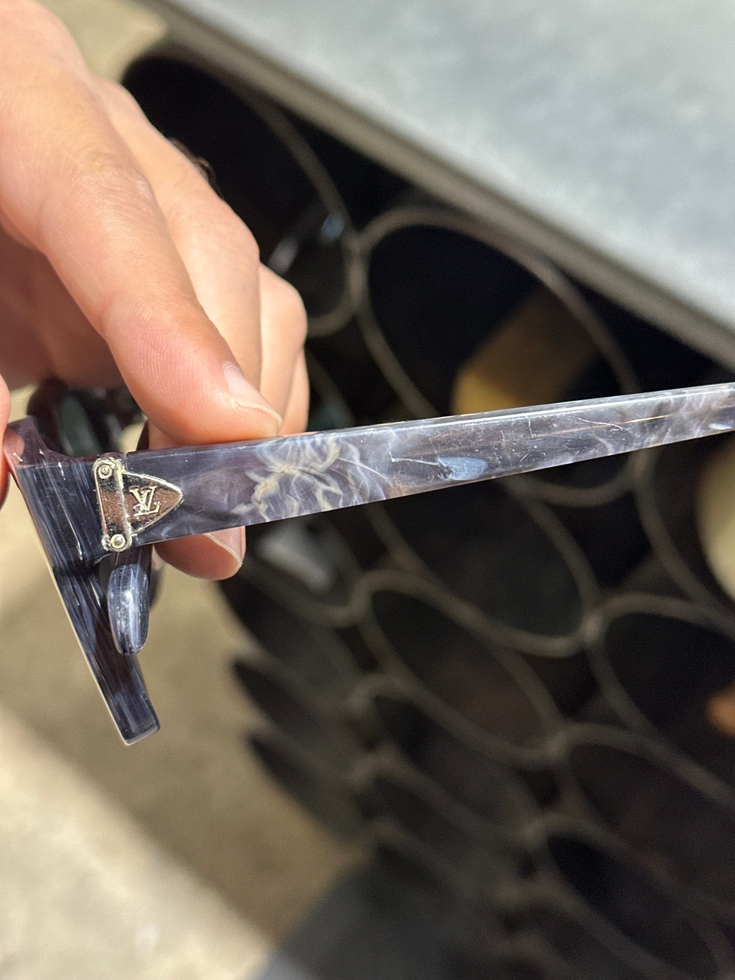 USED Louis Vuitton LV Glide Sunglasses - Marble
