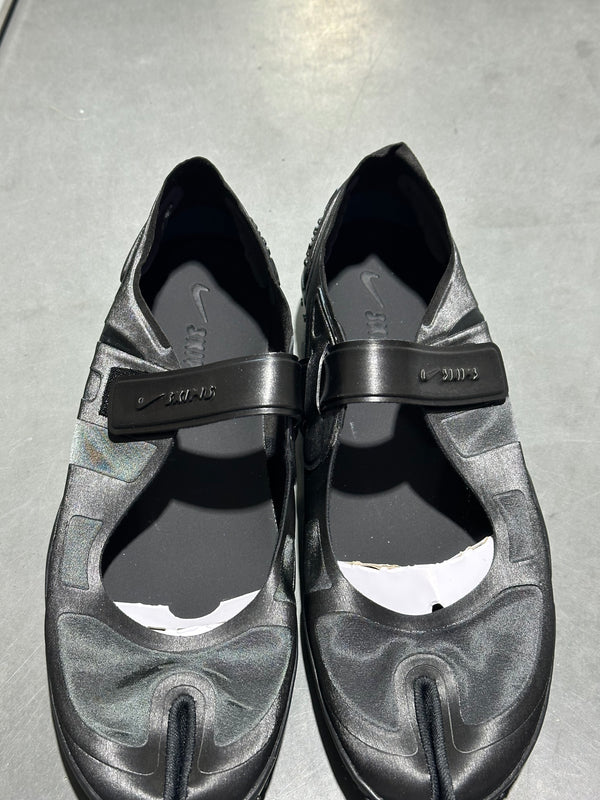 Nike Rift Satin SKIMS - Black/Women's Size 7W/5.5Y