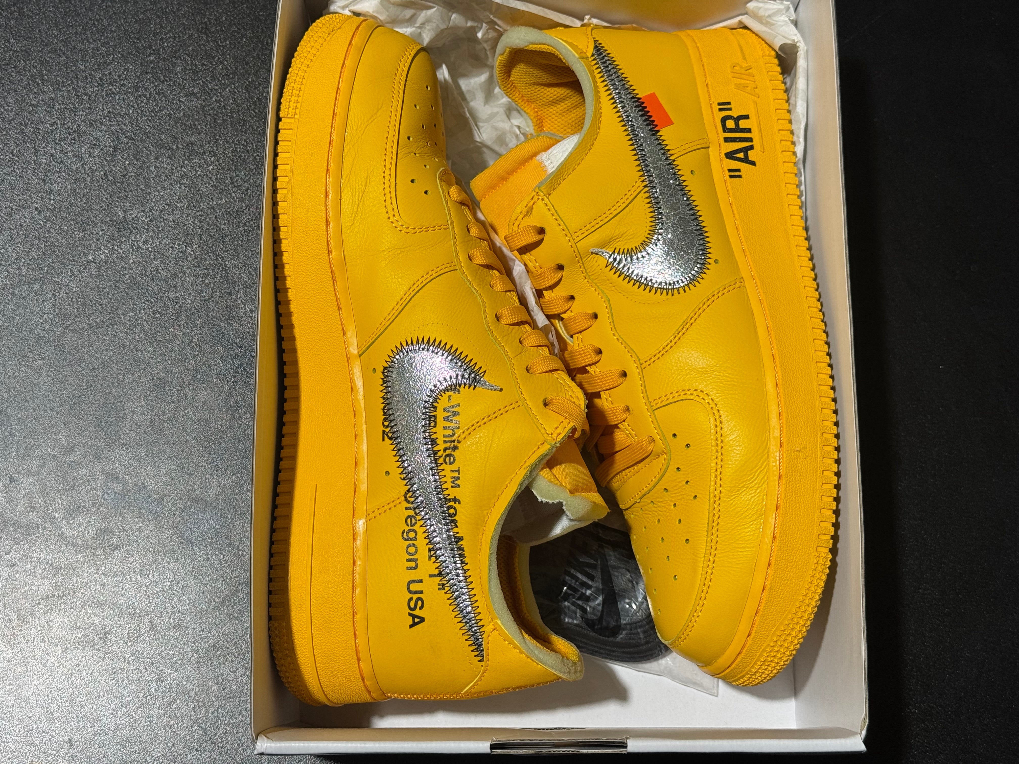 Nike Air Force 1 Low - Off-White/ICA University Gold Size 10