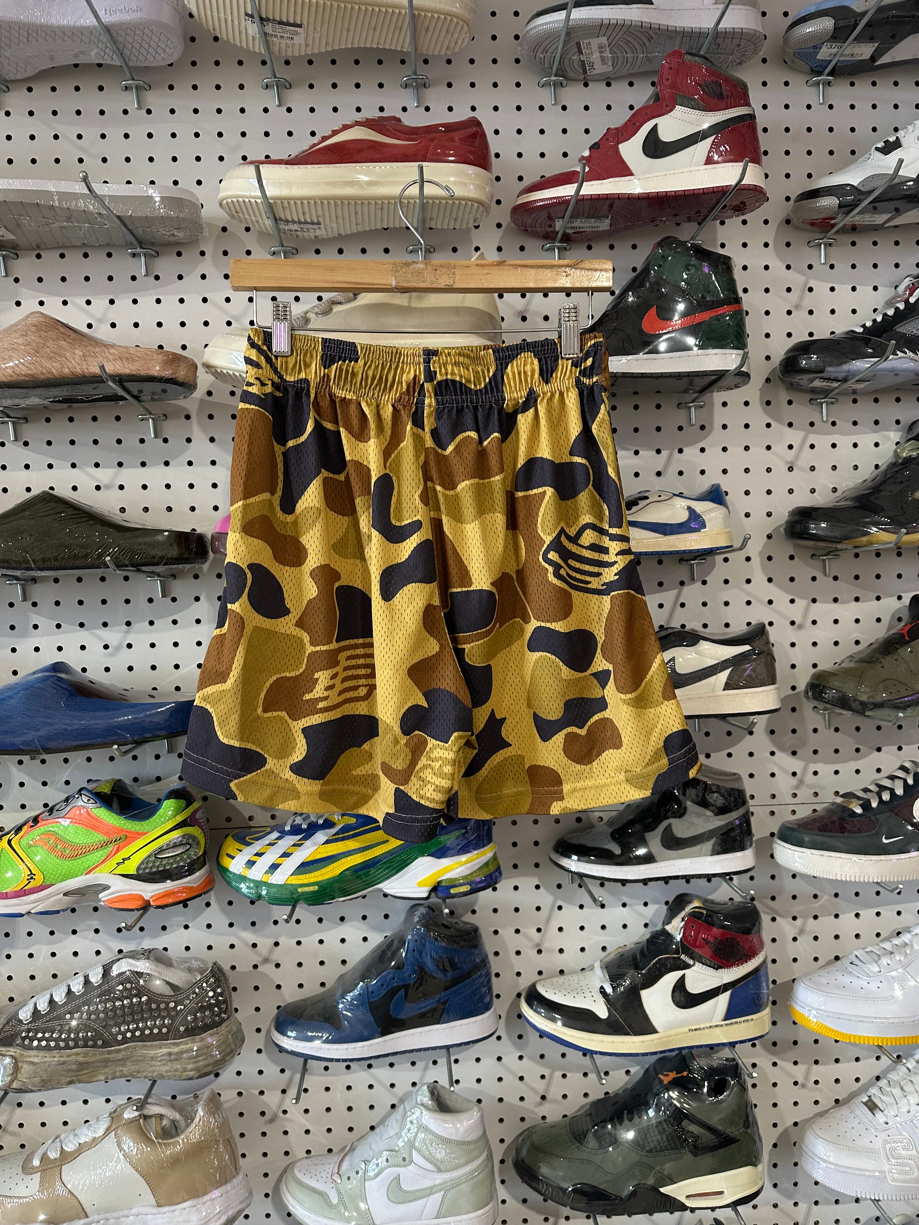 USED Eric Emanuel Camo Shorts - Yellow Camo Size Large