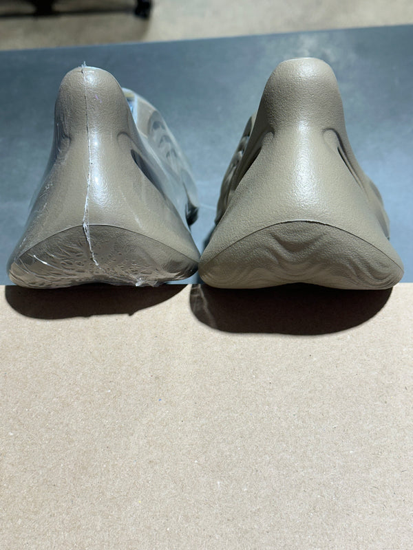 Adidas Yeezy Foam RNNR - Stone Taupe Size 9