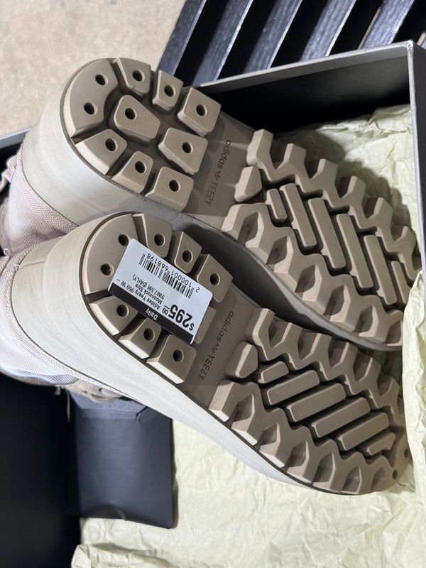 Adidas Yeezy 950 W - Moonrock Size 9W/7.5M