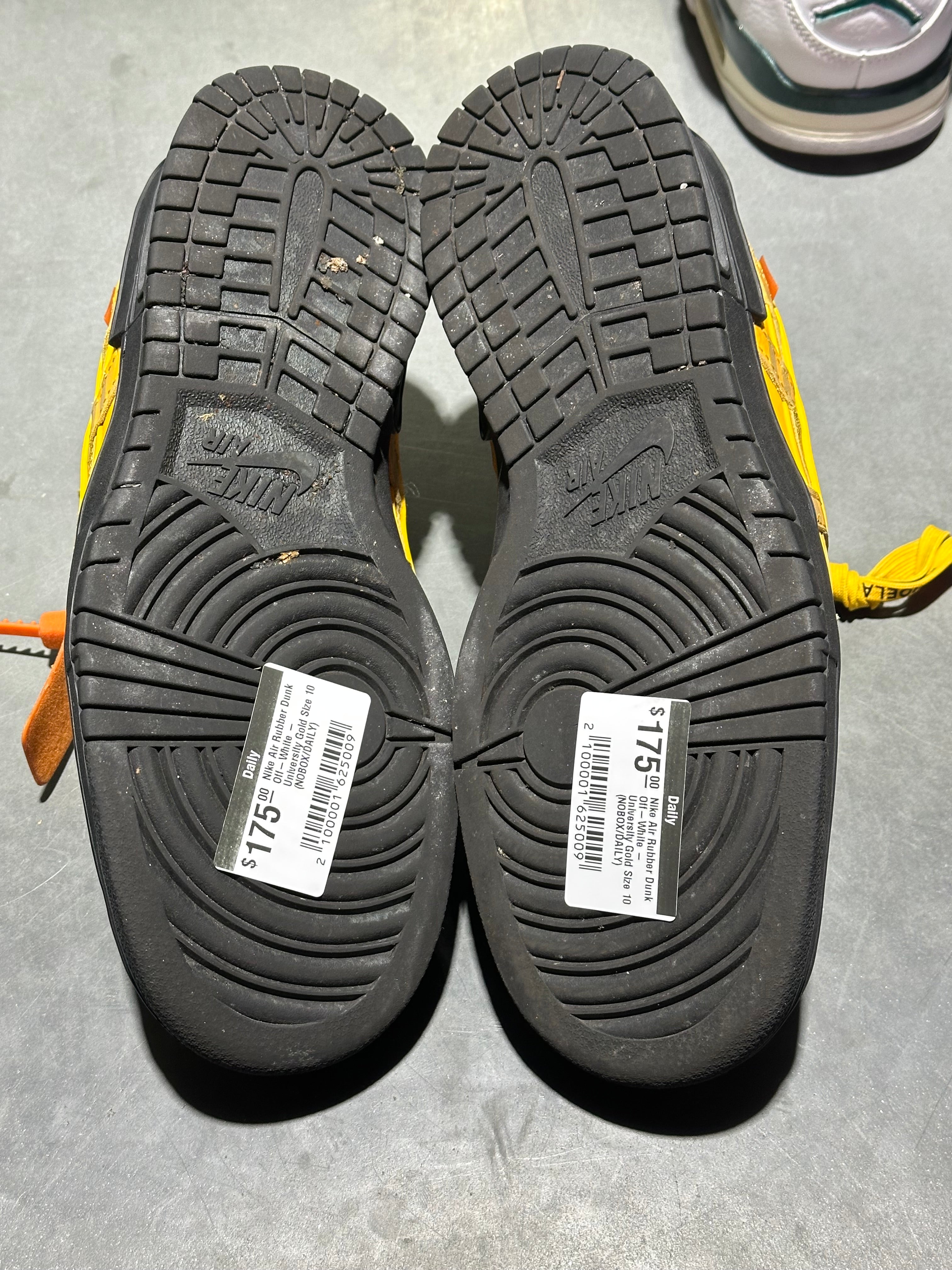 Nike Air Rubber Dunk Off-White - University Gold Size 10