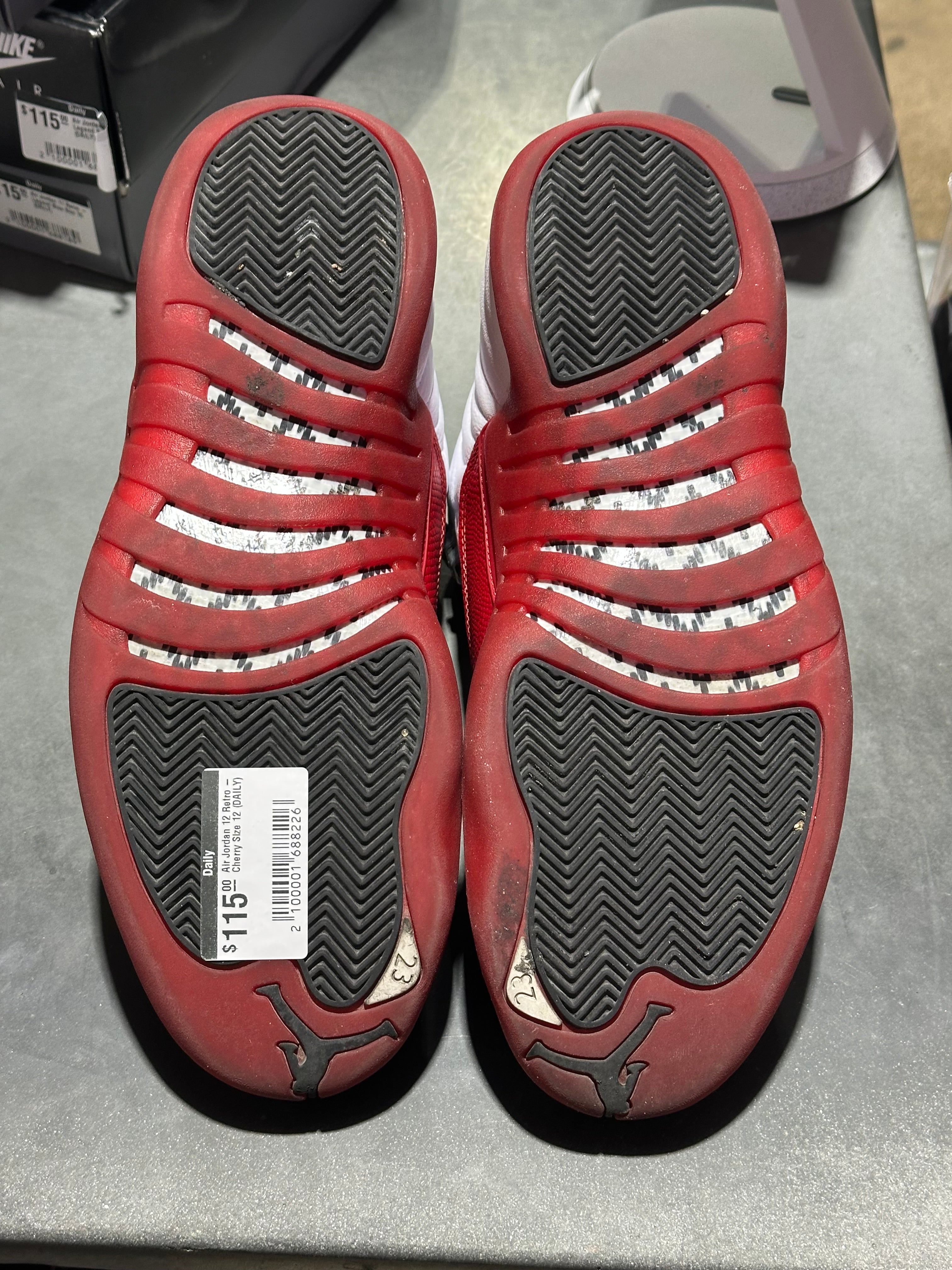 Air Jordan 12 Retro - Cherry Size 12