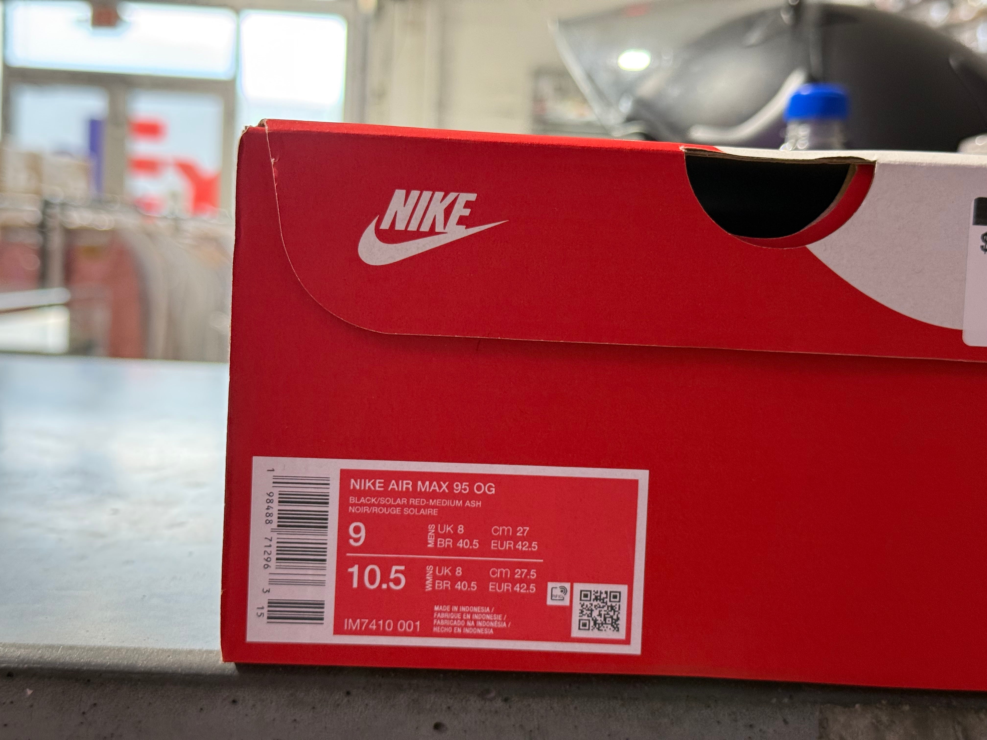 Nike Air Max 95 OG - Big Bubble Solar Red 2.0 Size 9