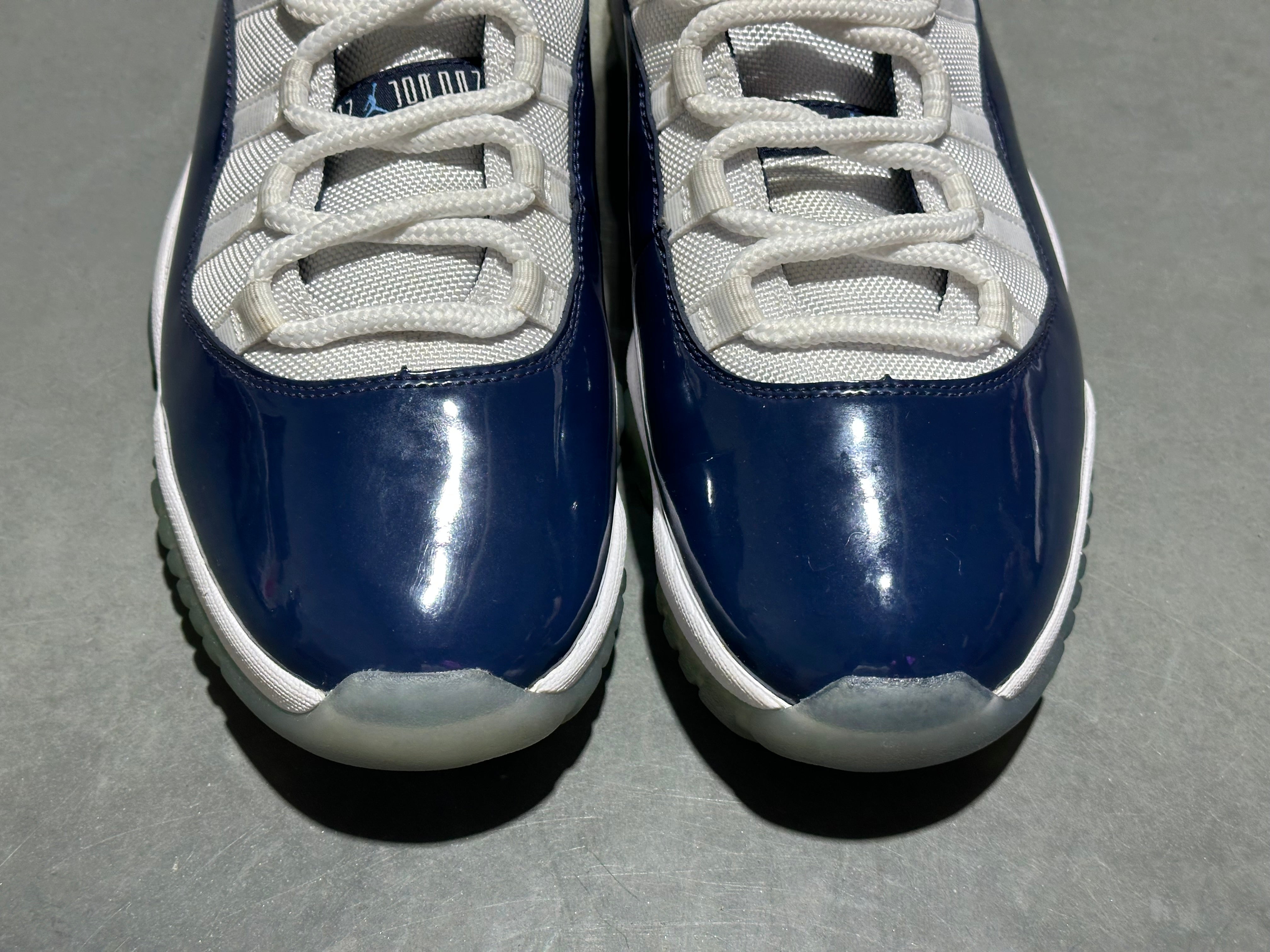 Air Jordan 11 Retro - Win Like 82 Size 11.5