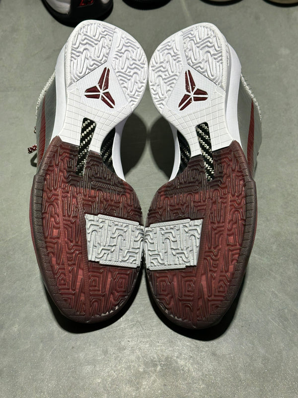 Nike Kobe 5 Protro - Lower Merion Aces Away Size 9