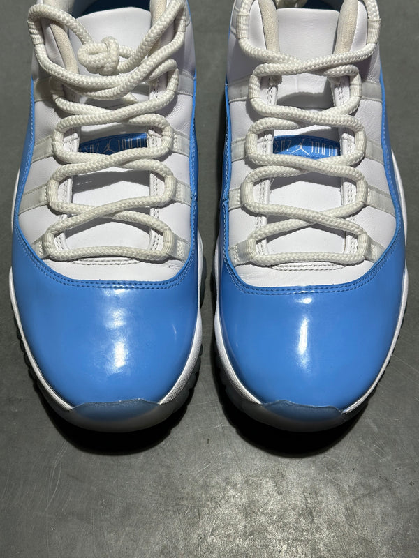 Air Jordan 11 Retro Low - UNC Size 10.5