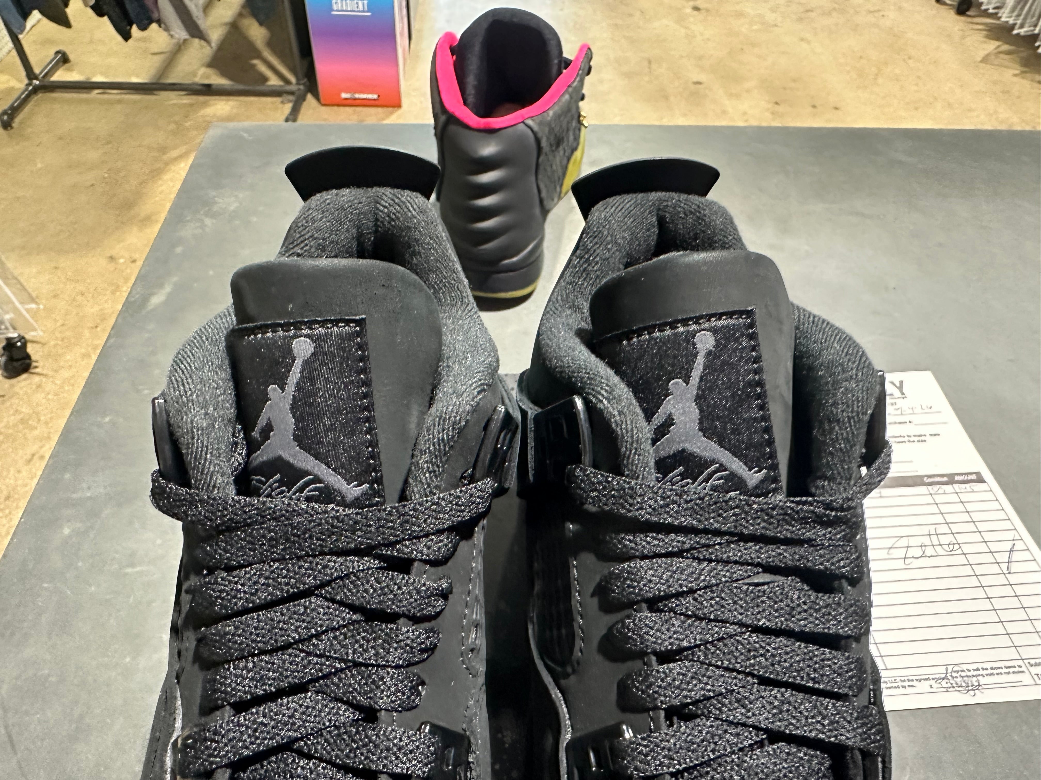 Air Jordan 4 Retro OG GS - Black Cat Size 5Y