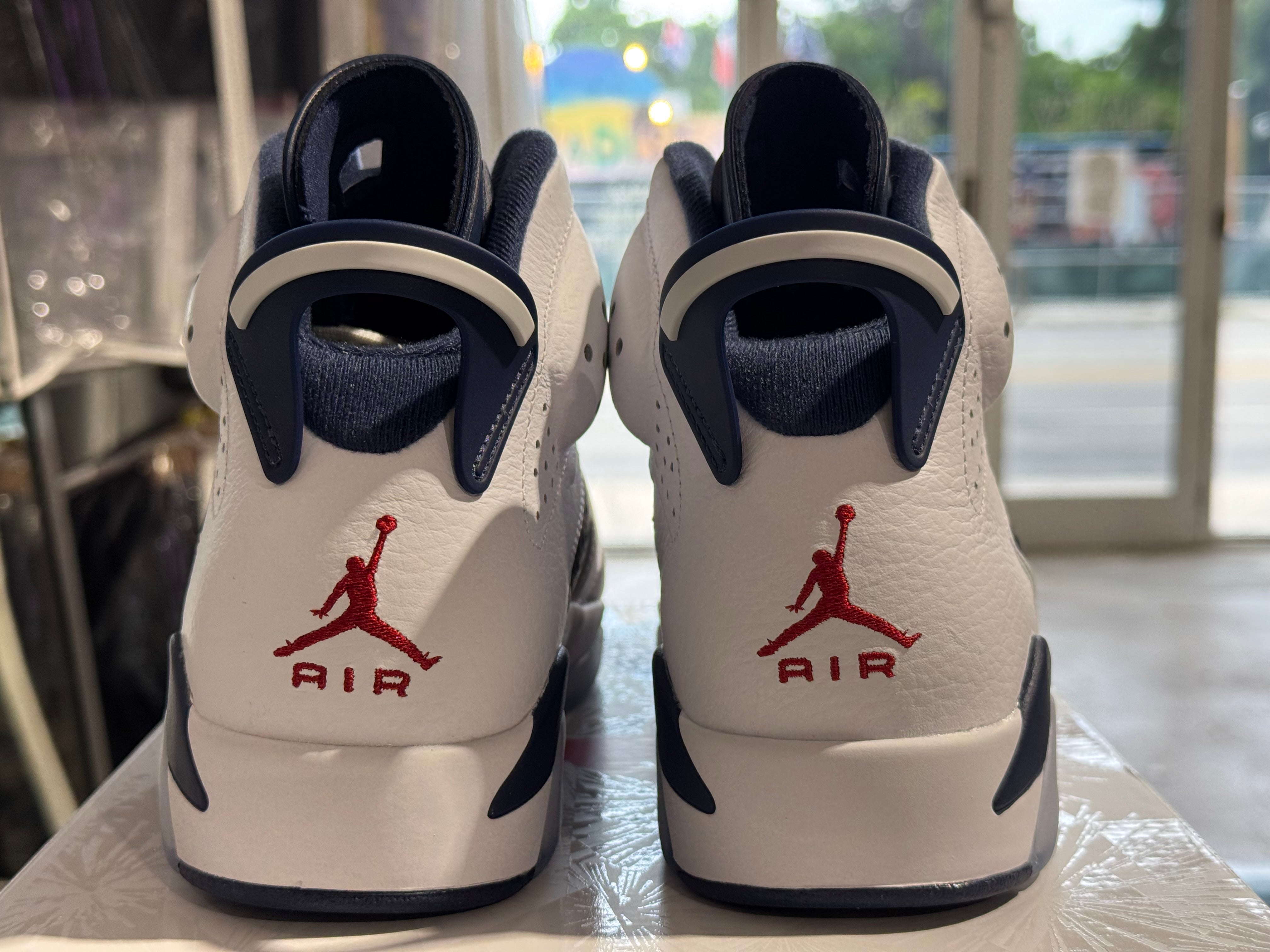 Air Jordan 6 Retro - Olympic Size 9