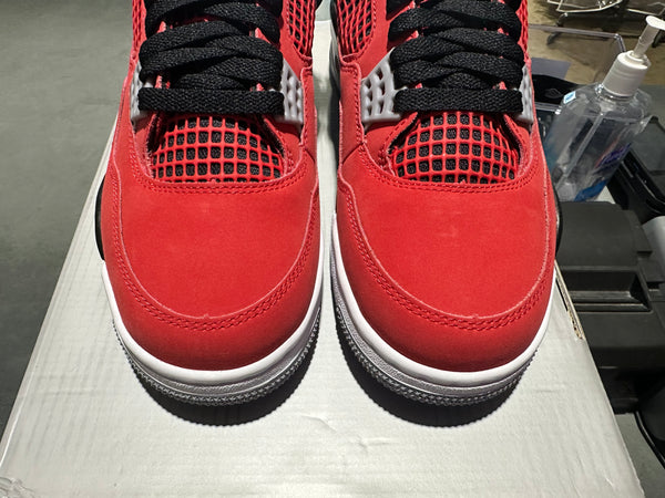 Air Jordan 4 Retro - Toro Size 9
