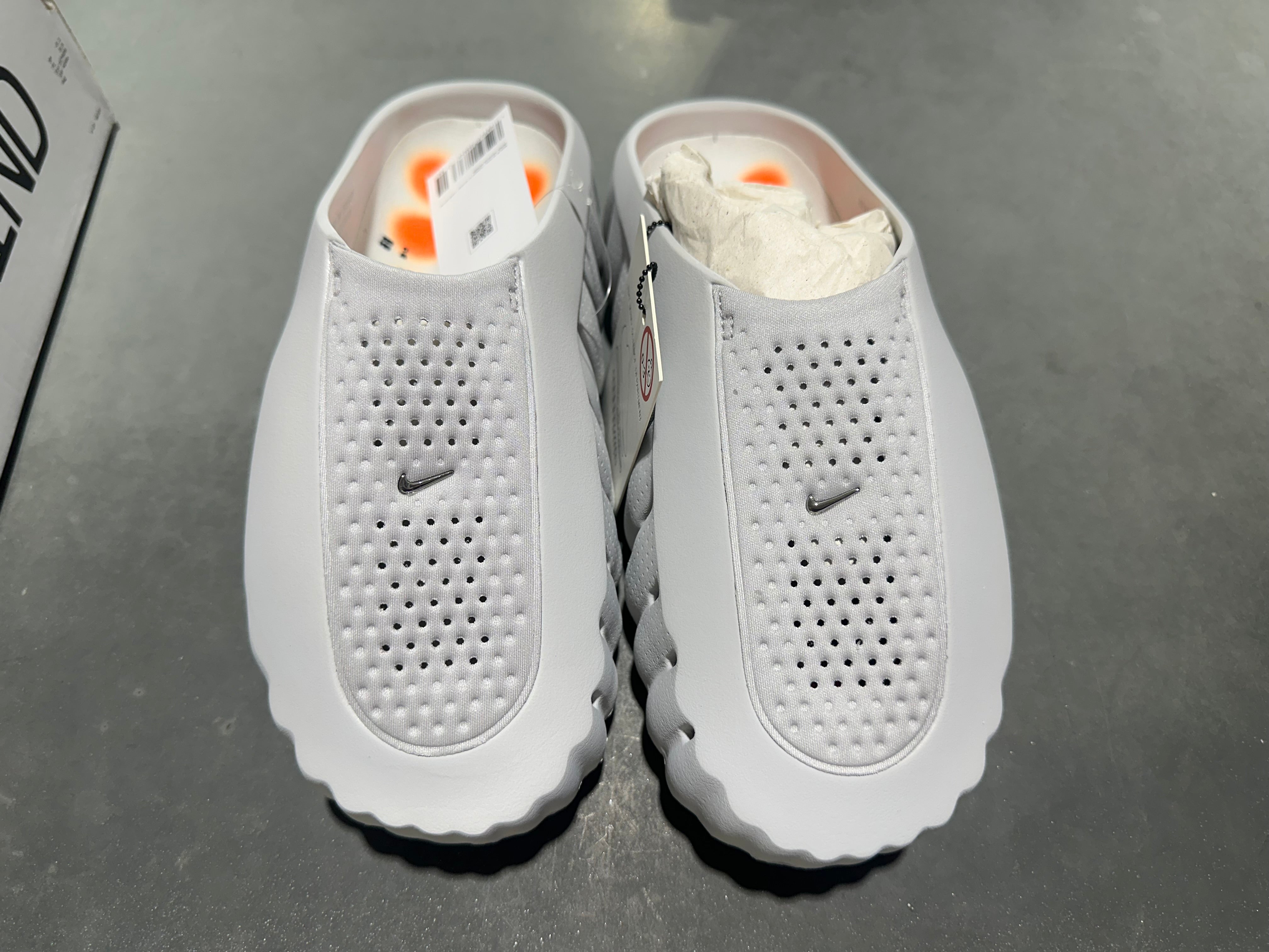 Nike Mind 001 Slide - Smoke Grey Size 8