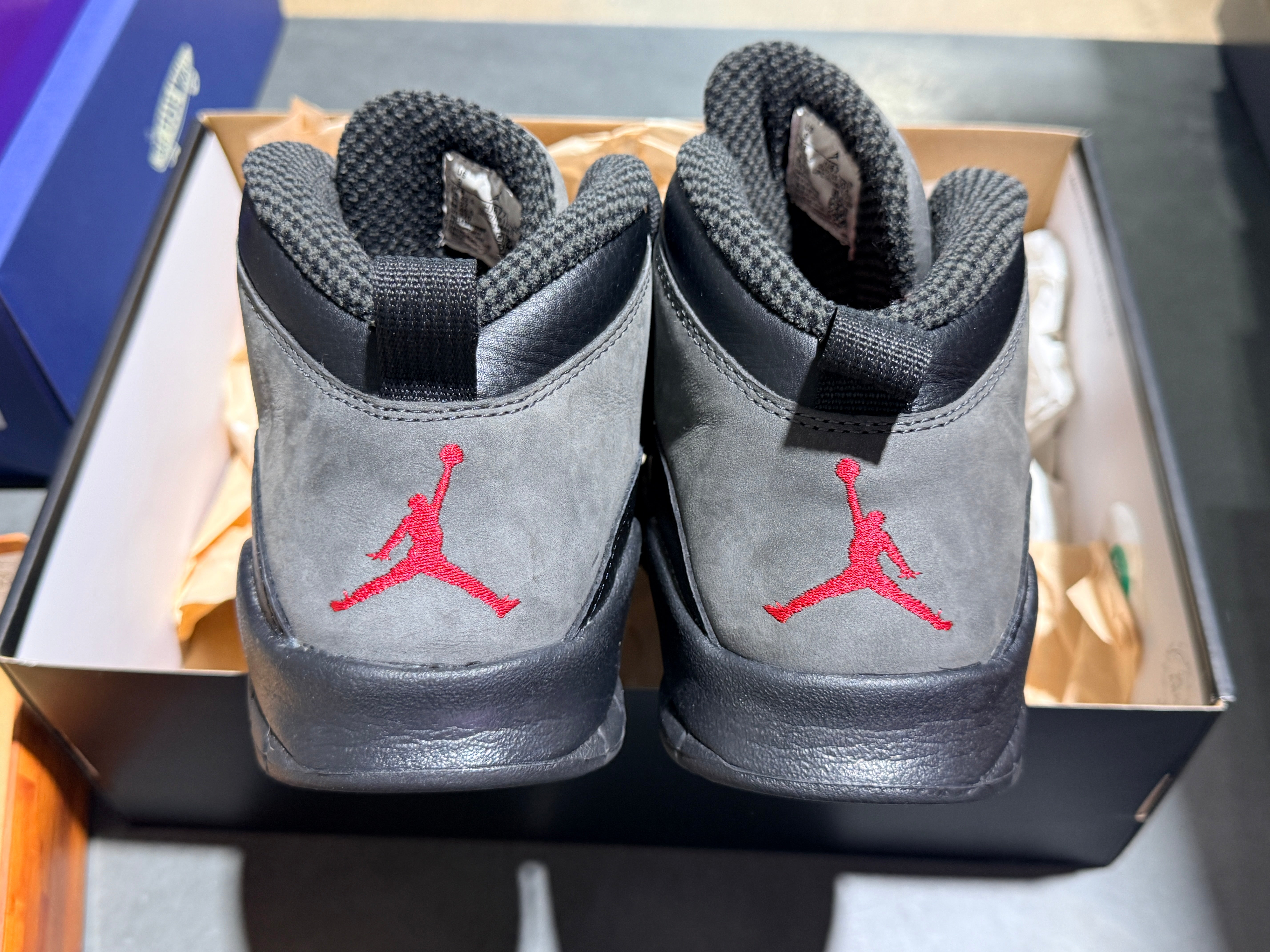 Air Jordan 10 Retro - Shadow 2025 Size 9