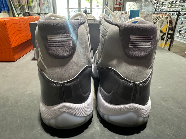 Air Jordan 11 Retro - Cool Grey Size 10