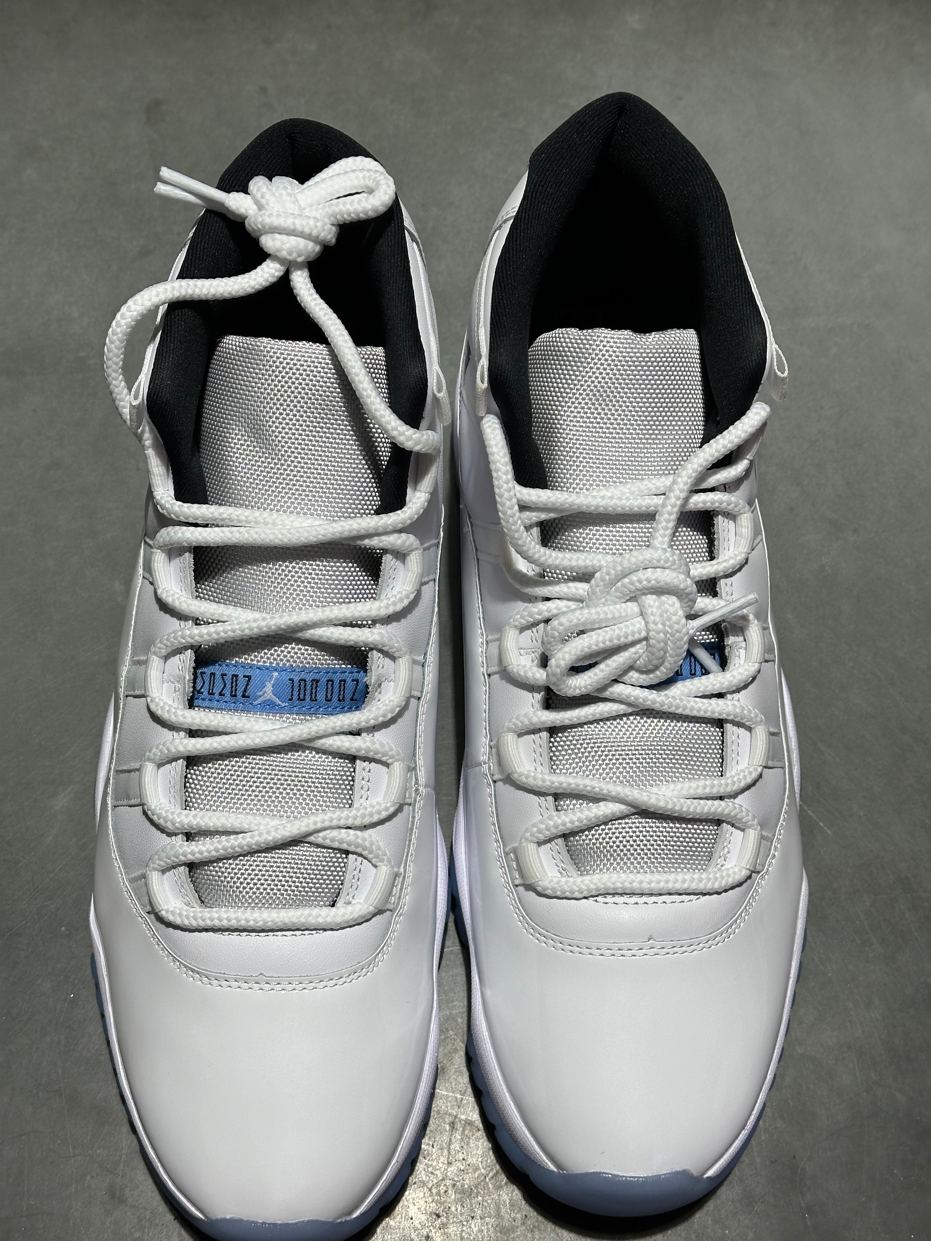 Air Jordan 11 Retro - Legend Blue 2024