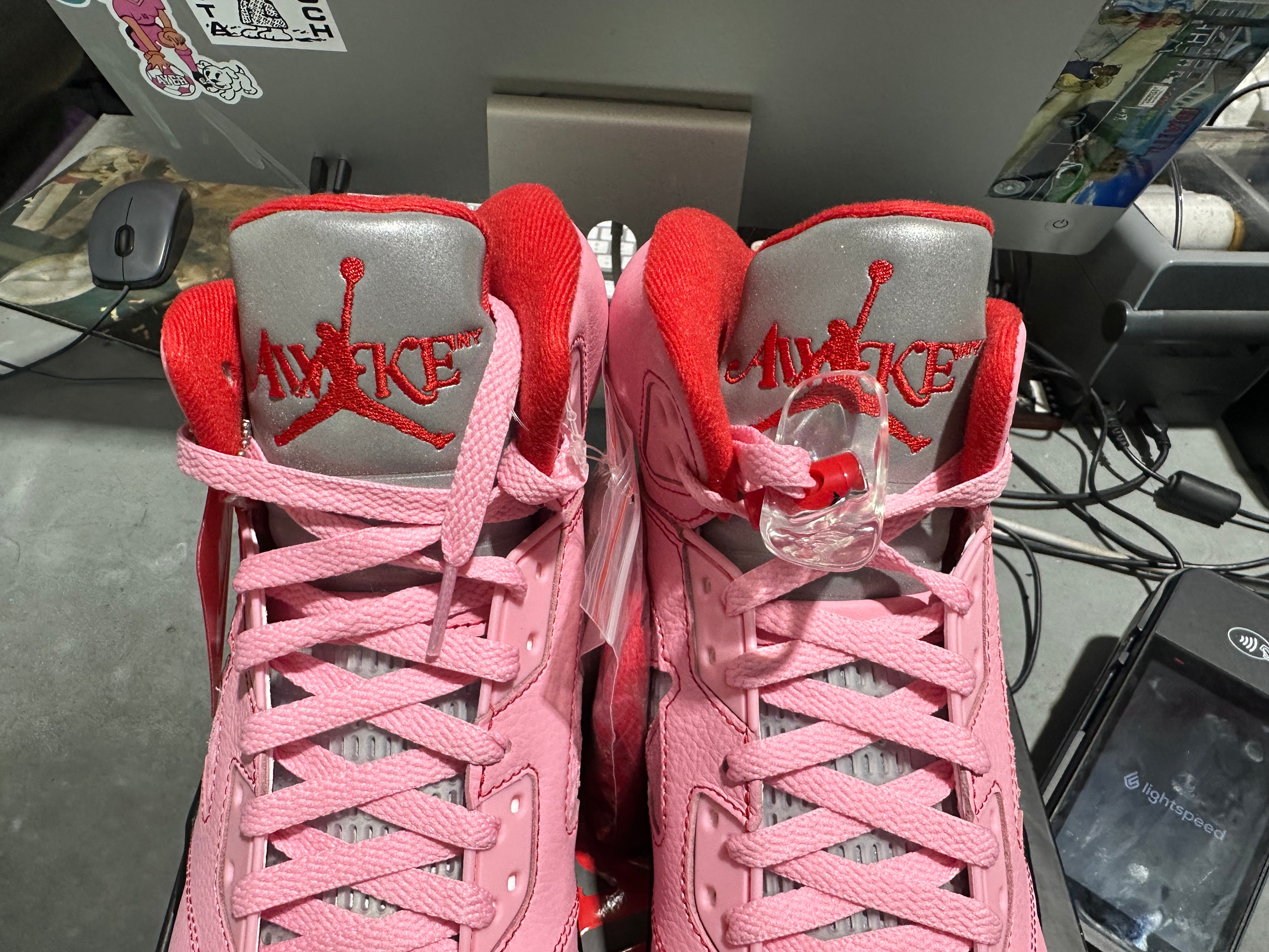 Air Jordan 5 Retro - Awake/NY Arctic Pink Size 10.5