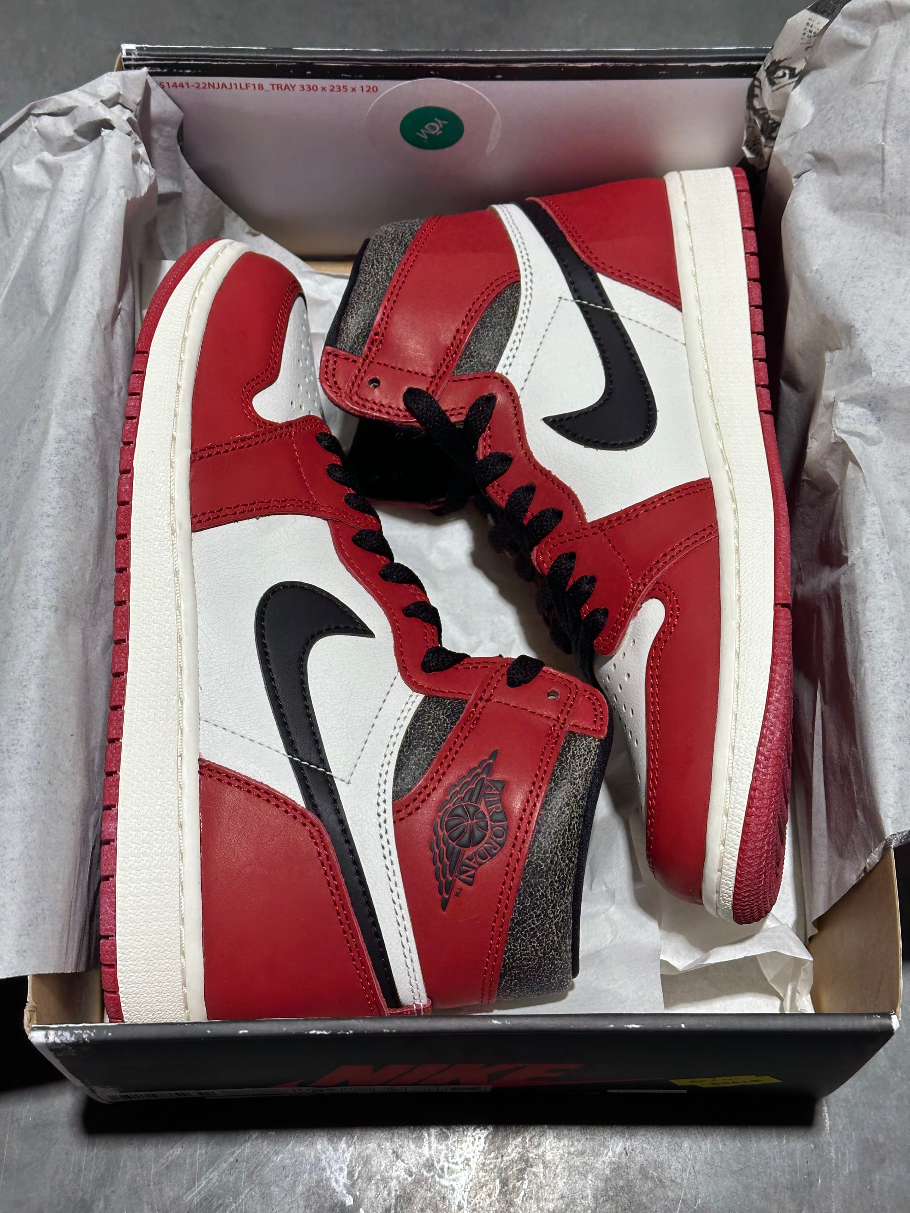 Air Jordan 1 Retro High OG - Lost & Found Size 9.5