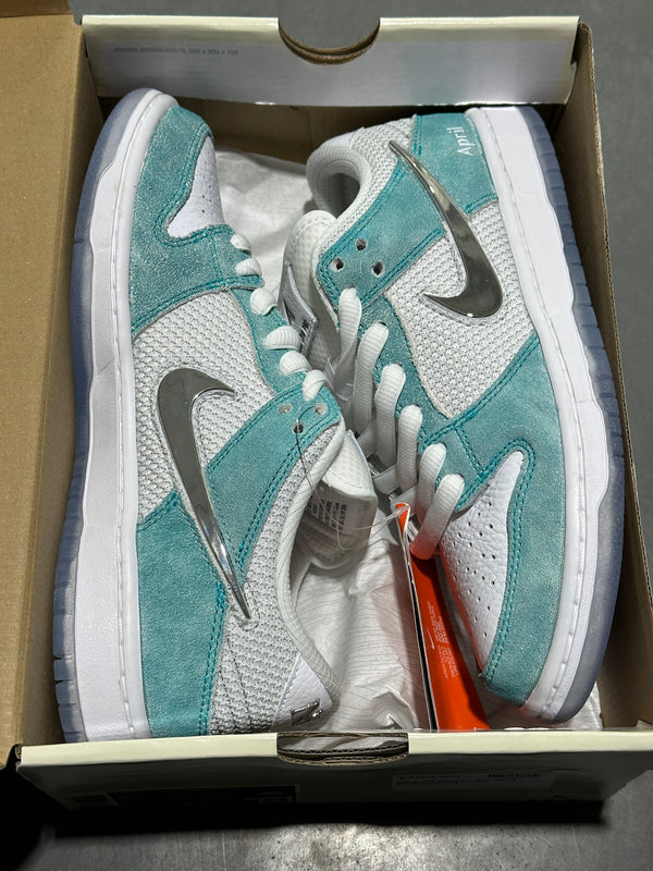 Nike SB Dunk Low Pro QS - April Size 6.5