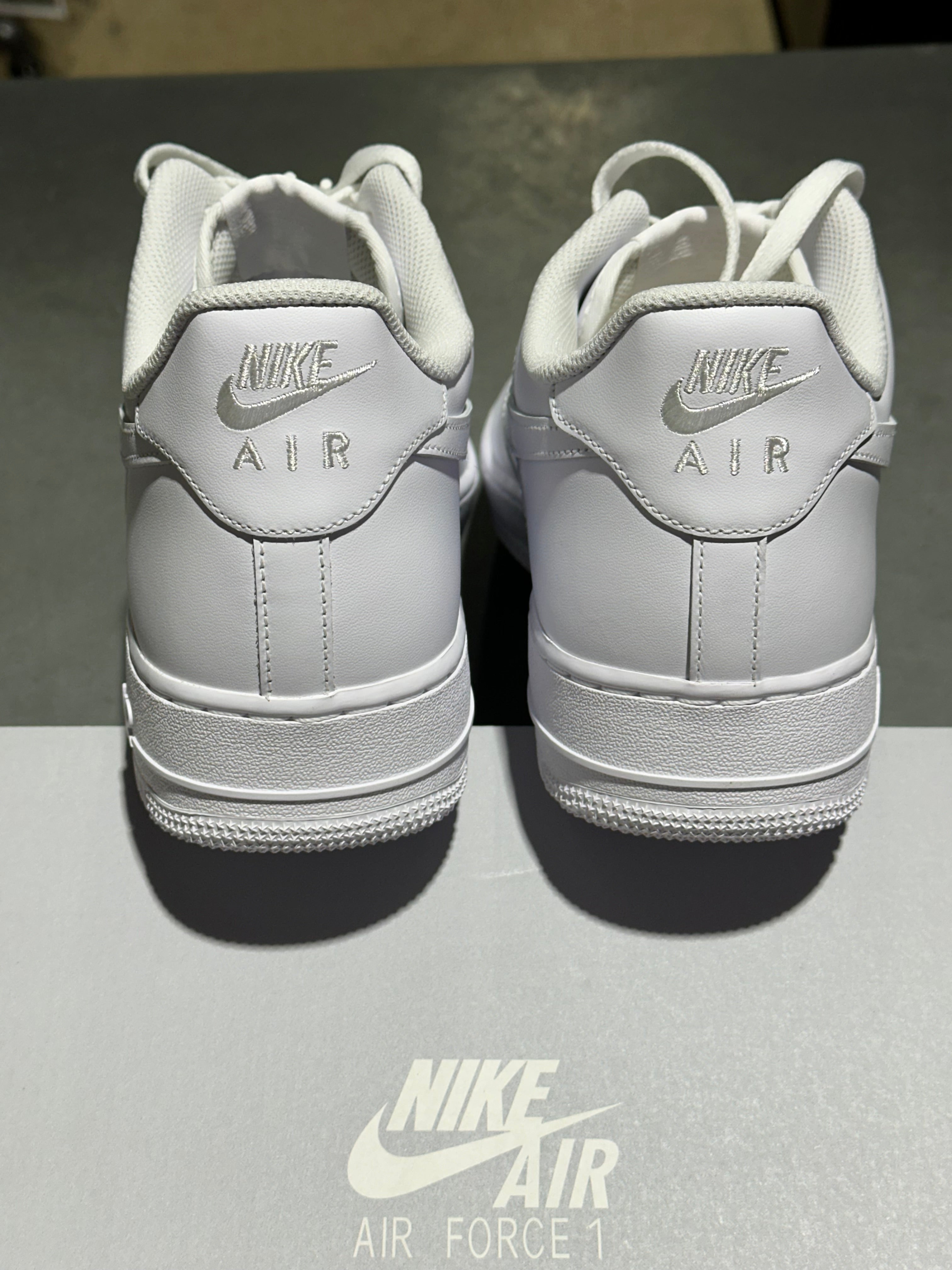 Nike Air Force 1 07 - Triple White Size 12.5